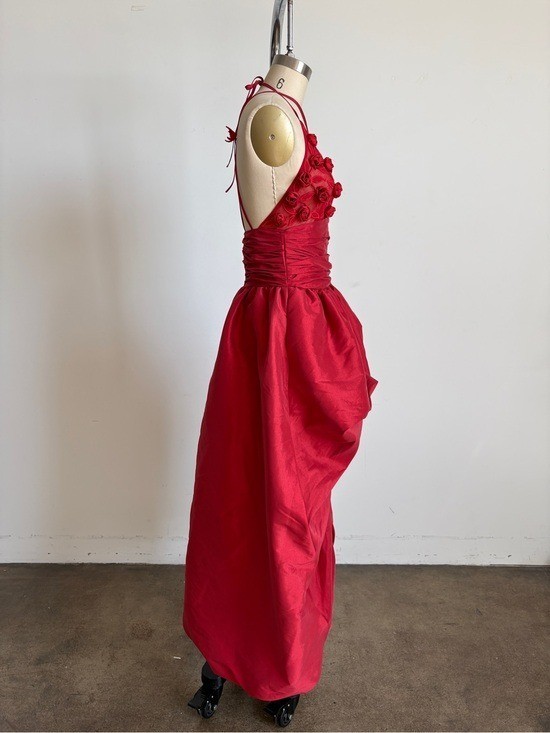 $689 For Love And Lemons “Esmeralda” High-Low Appliqué Gown in Red Sz Small