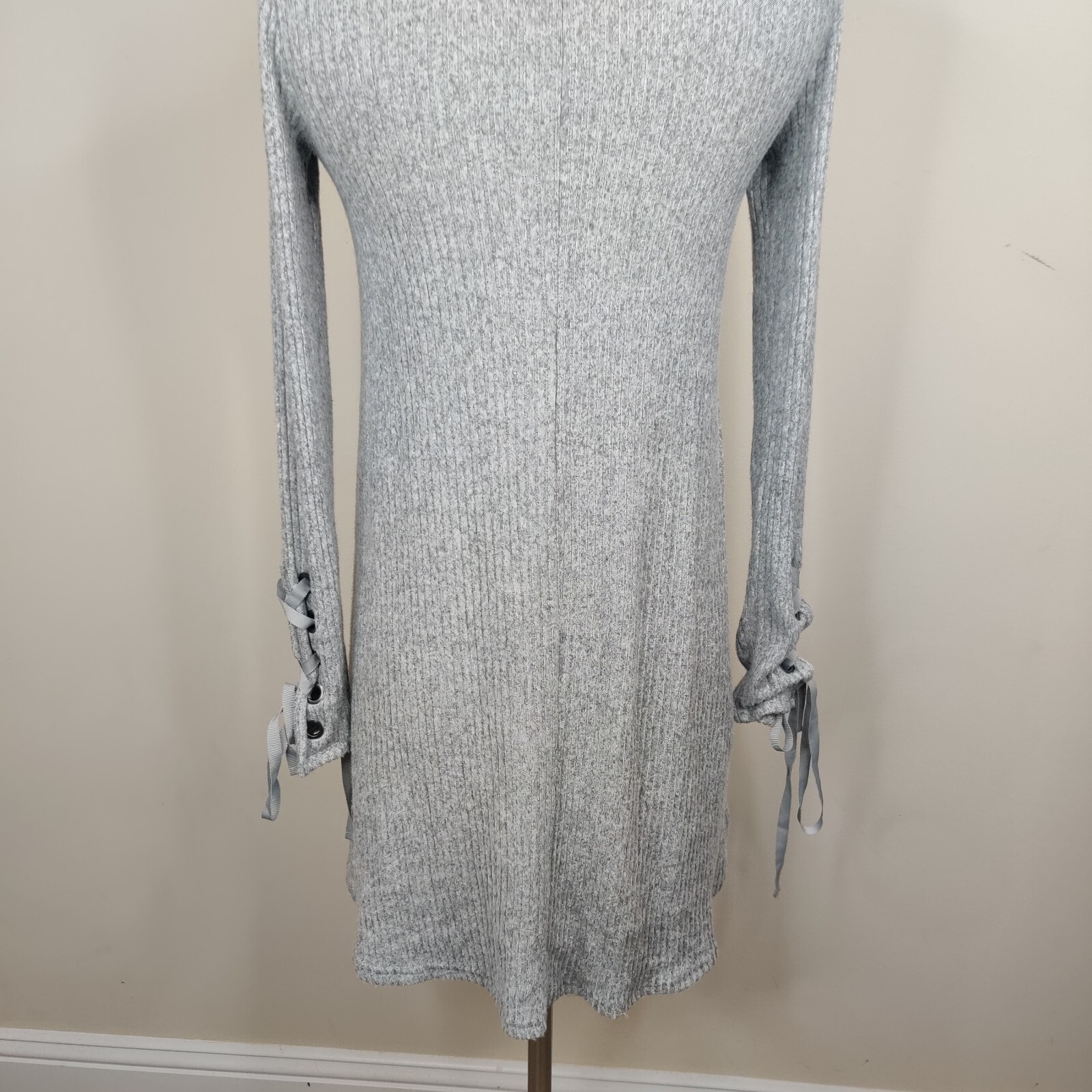 American Eagle Soft Plush Fleece Dress Gray XS Long Sleeve Lace Up Cuff