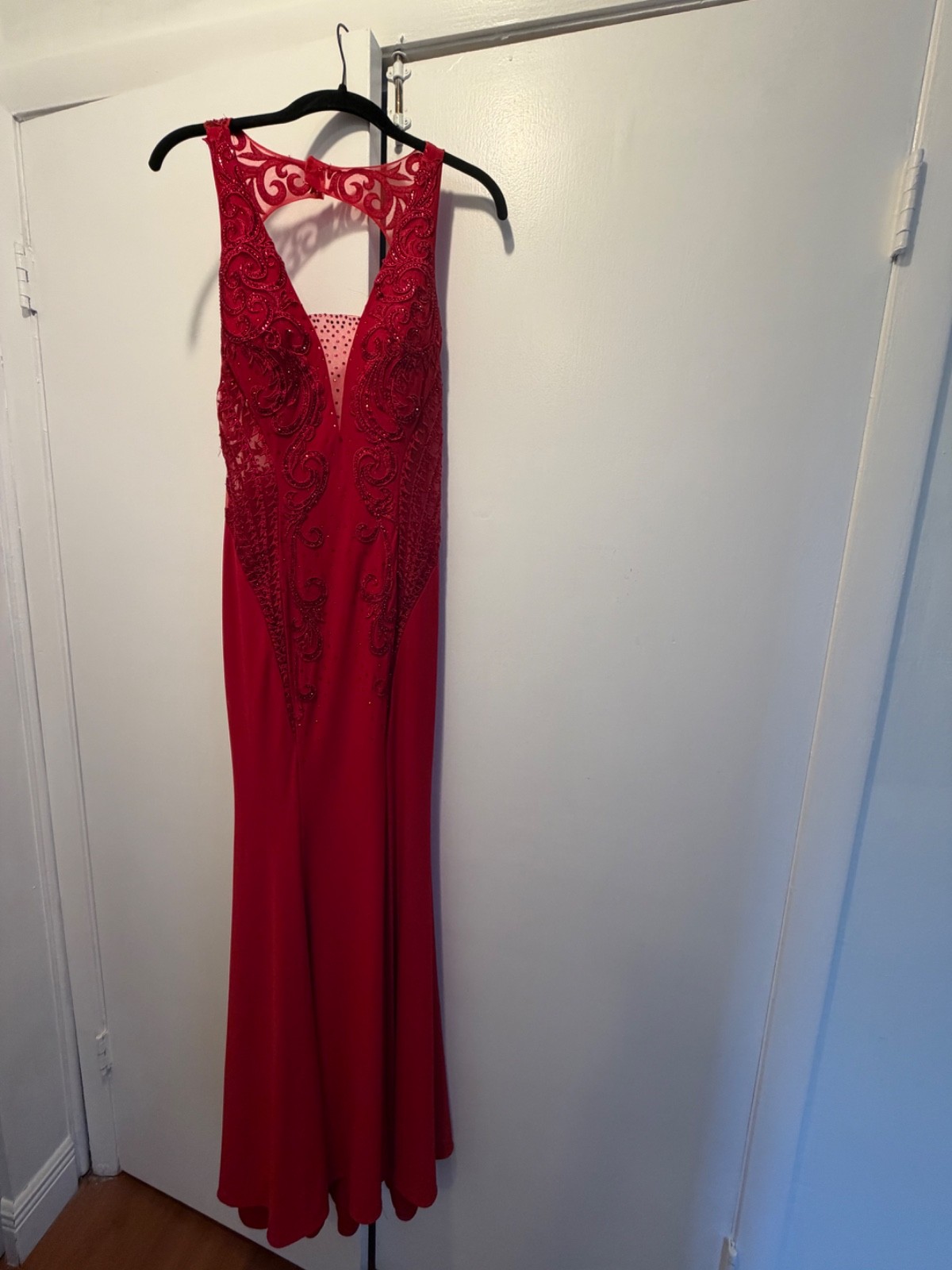 Camille’s dress color red size 2 excellent conditions