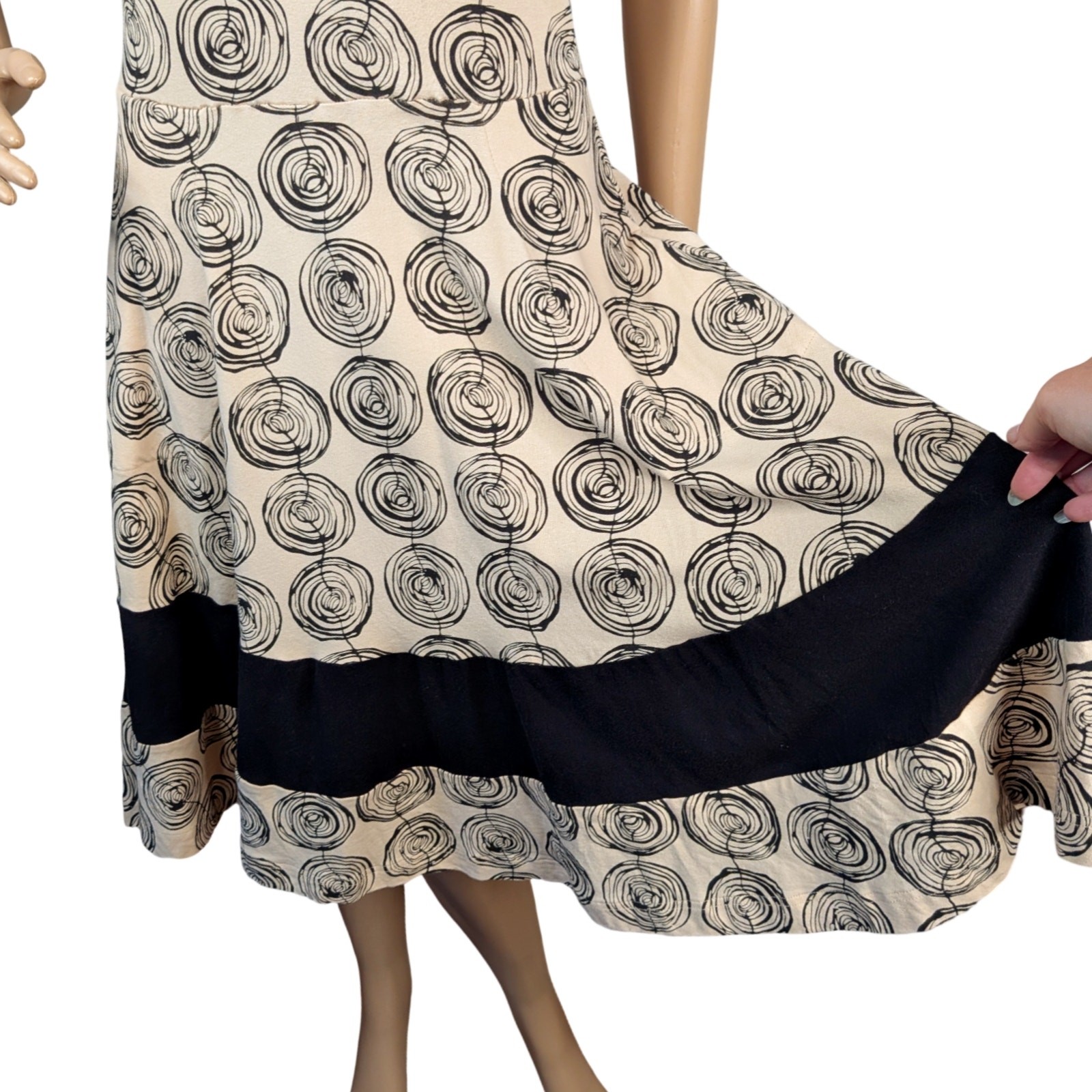 Effie’s Heart Napoli Colorblock Swing Dress M Geometric Swirl Print Pockets