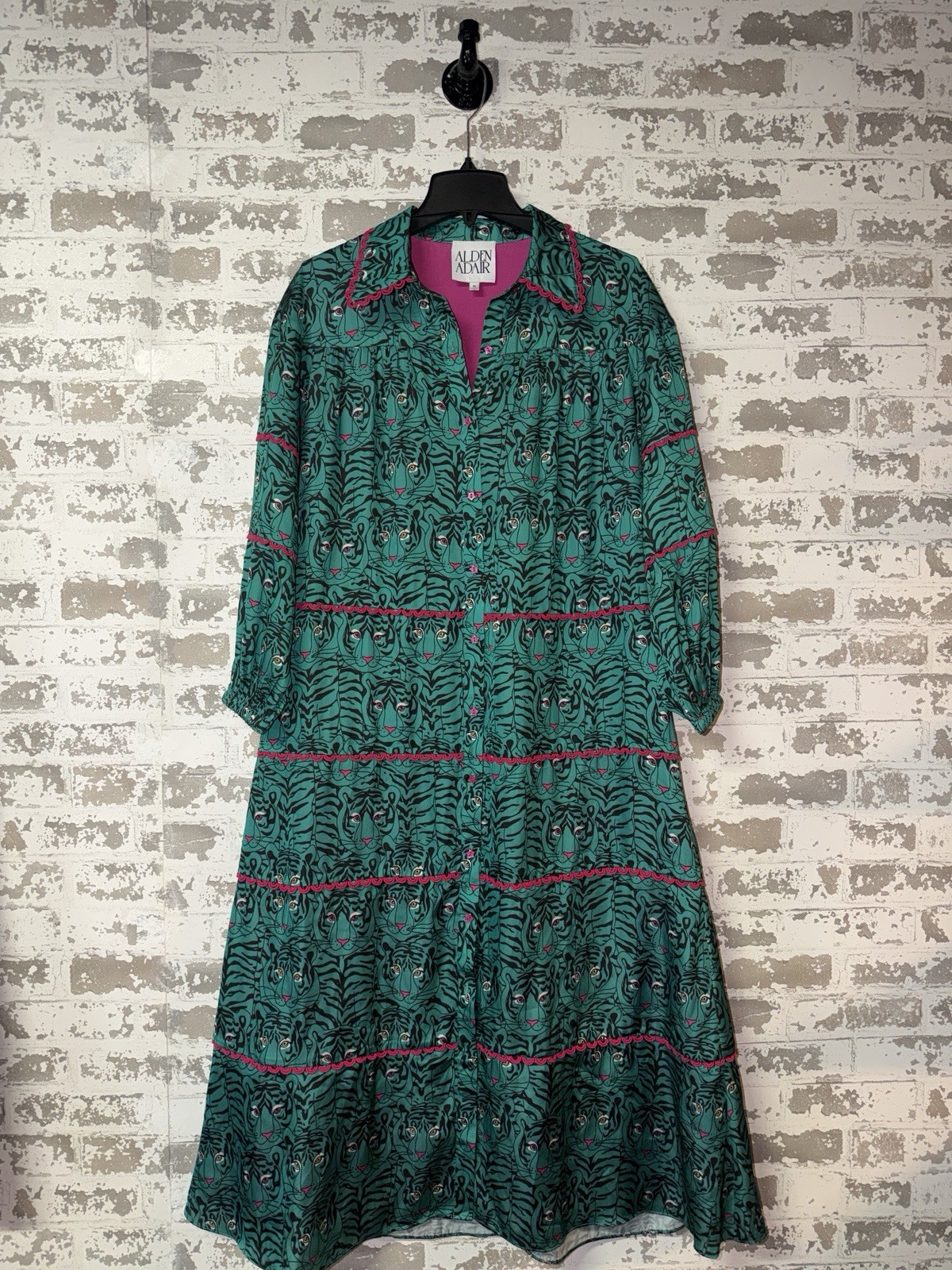 Alden Adair Lottie Dress in Mint Green Party Animal Tiger Print – Long Sleeve M