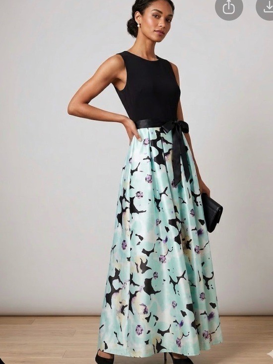 Betzy & Adambox pleated gown size 8