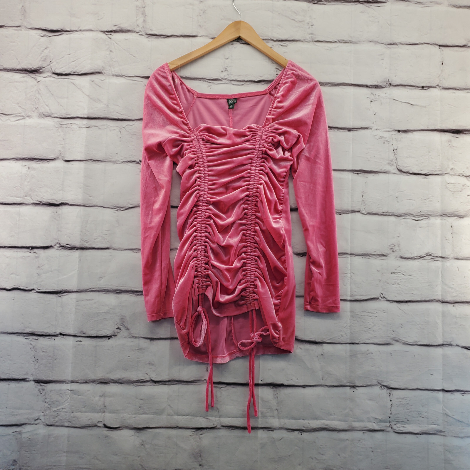 WILD FABLE A-Line Dress Womens Medium Ruched Velvet Pullover Mini Bodycon Pink
