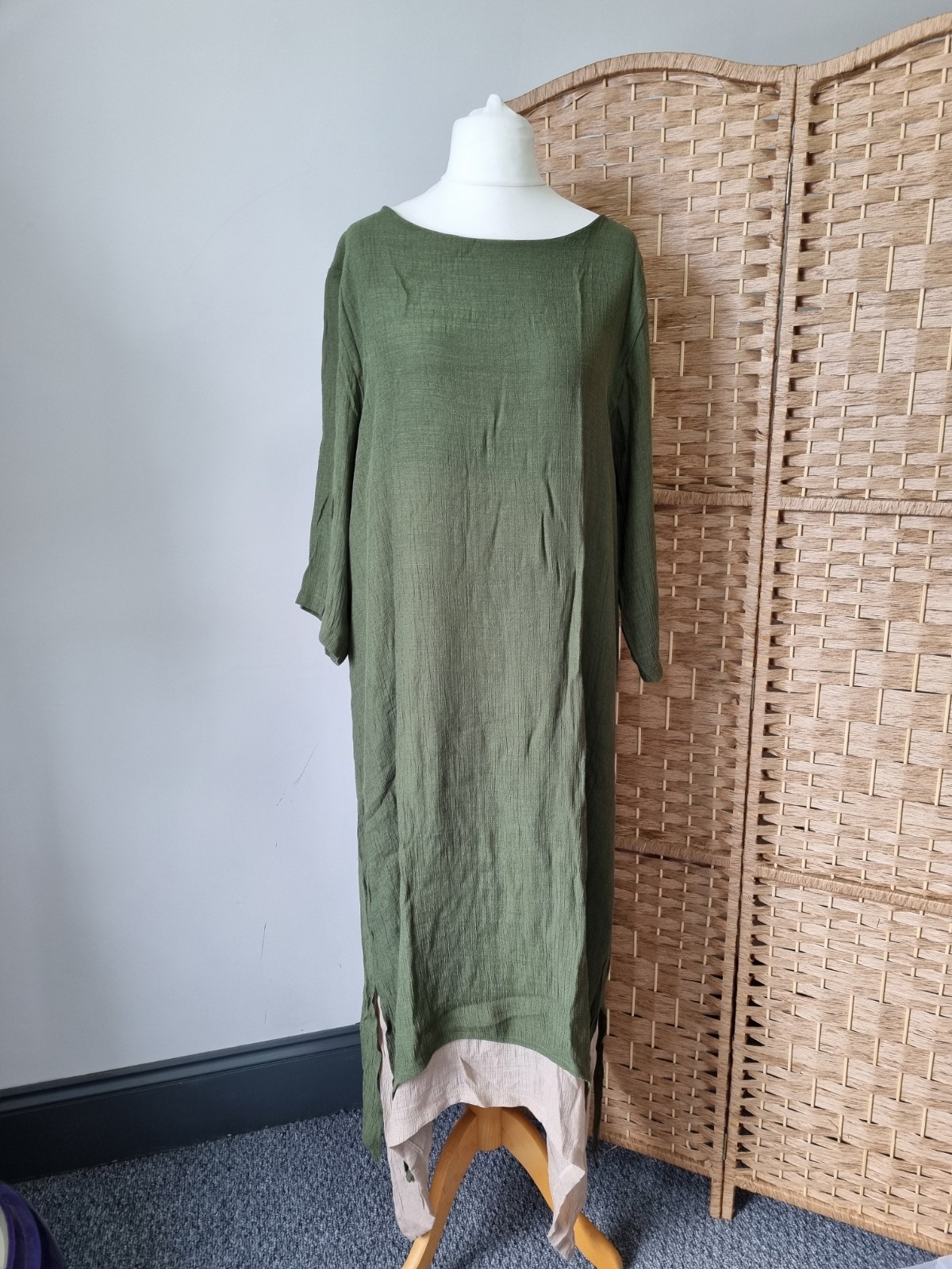 Anself Dress olive green and beige two layer offset hem size 3XL 44″ bust 16 18