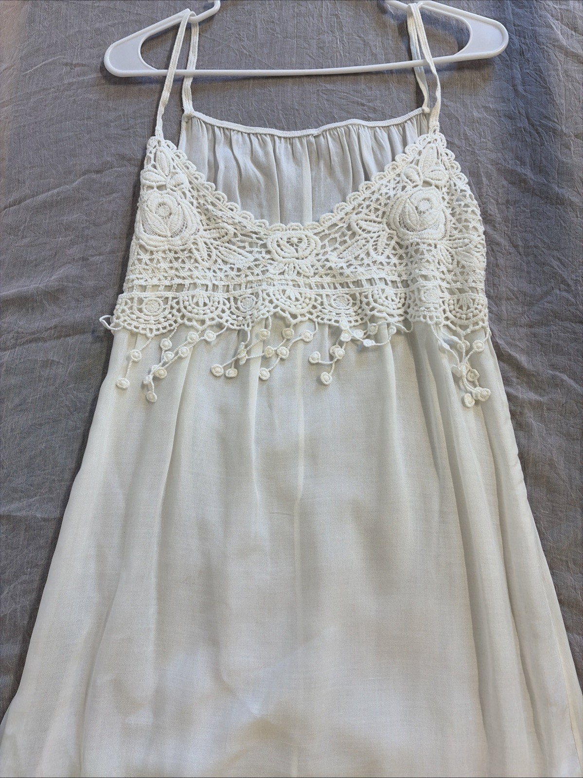 Bohemian Unbranded Ivory Silk Slip Size L Tatted Lace Crochet, Light Whimsical.