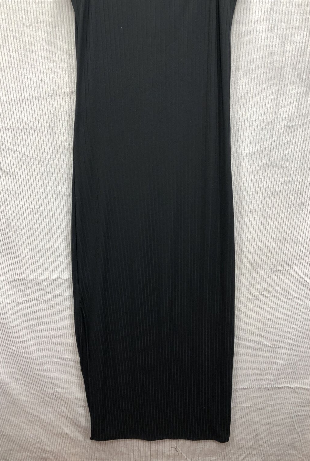 Absolutely Love It Maxi Dress Size Medium Black Ribbed Spaghetti Straps NWT