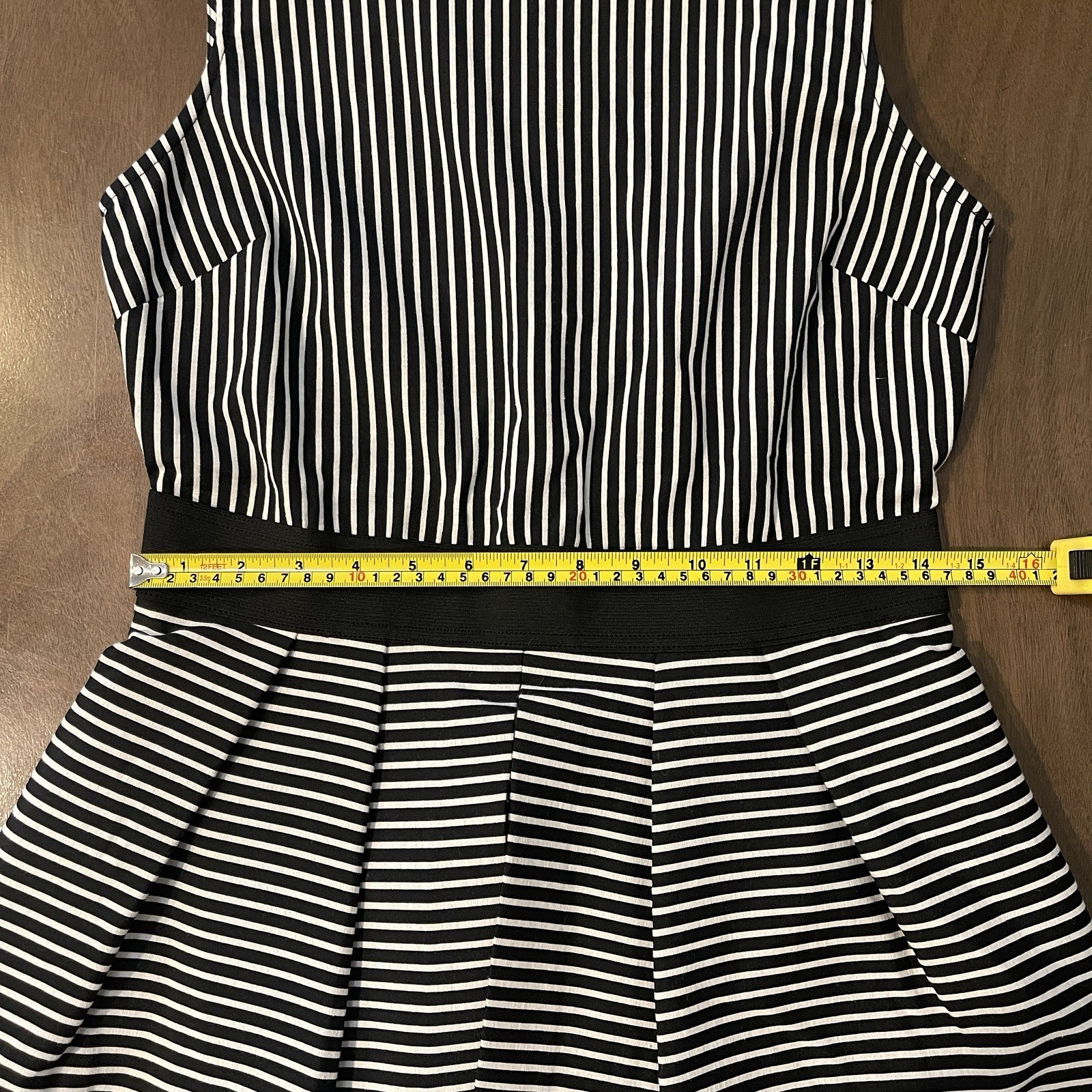 Eva Mendes For New York & Company Striped Black & White Dress – Small
