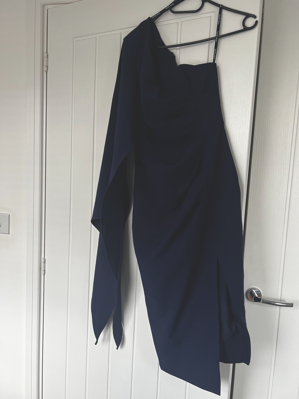 Lavish Alice Dress – dark blue/navy – Size 6