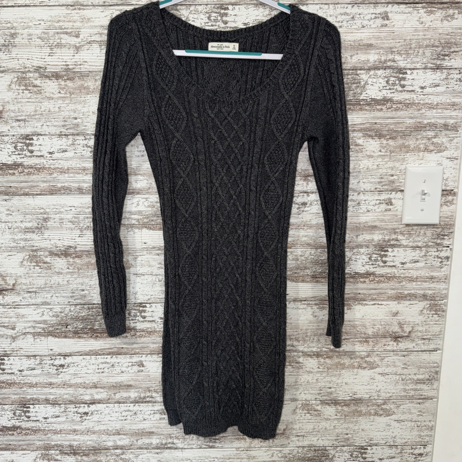 Abercrombie & Fitch charcoal gray cable knit sweater Dress Size Medium Y2K 2006