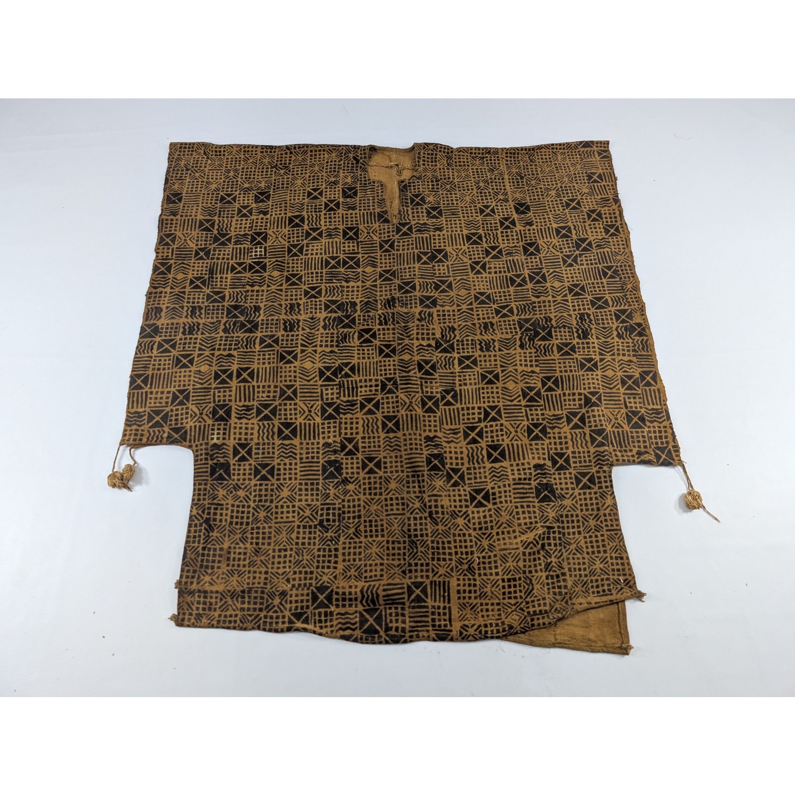 Vintage West African Mudcloth Bogolanfini Poncho Tunic 133x127cm