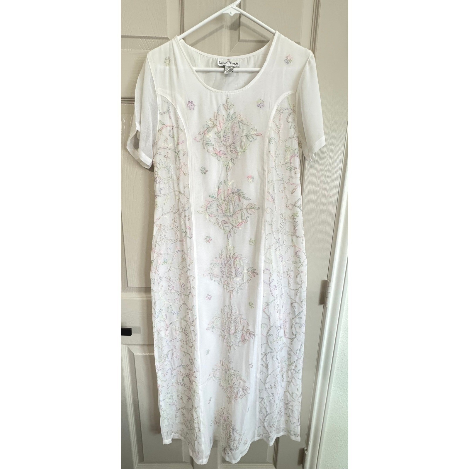 Sacred Threads Dress Size S/M White Floral Embroidered Boho Maxi Whimsy VTG