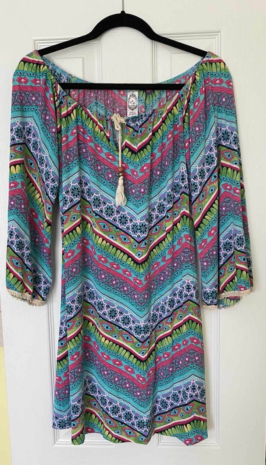 2B Together Boho Chevron Dress Medium Multi-Color Off-Shoulder Tunic Lace Trim-M
