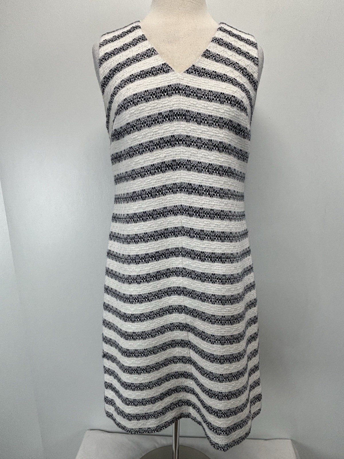 J. Crew A-line Dress Sz 8 Women’s White Navy Striped Tweed Like Sleeveless Short