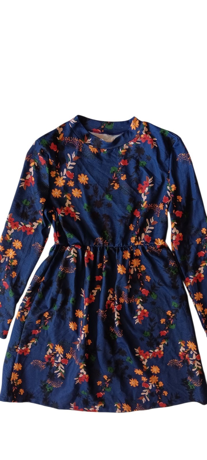 New long sleeve shirt, green color, floral, small size