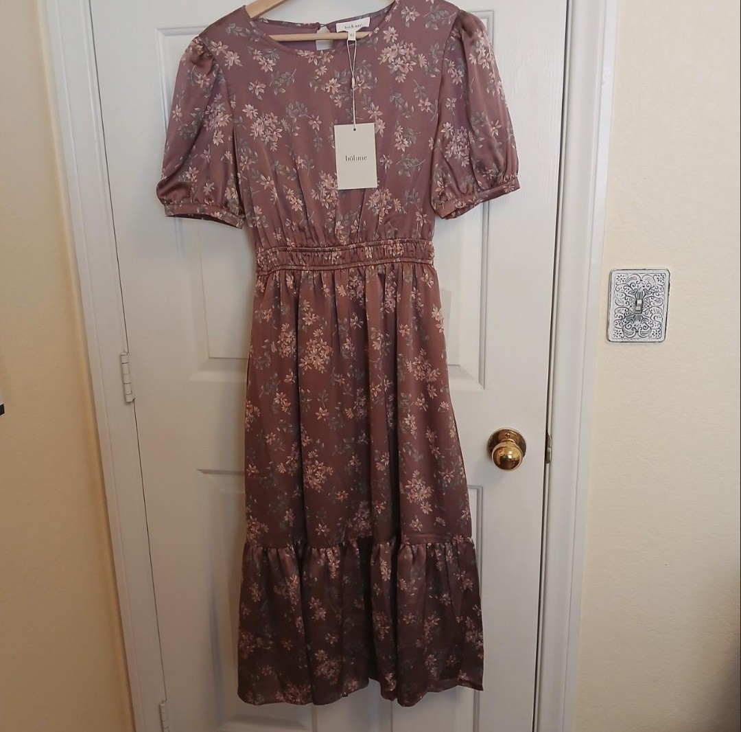 Böhme Womens XS Mauve Floral A-Line Midi Dress Puff Short Sleeve Smocked