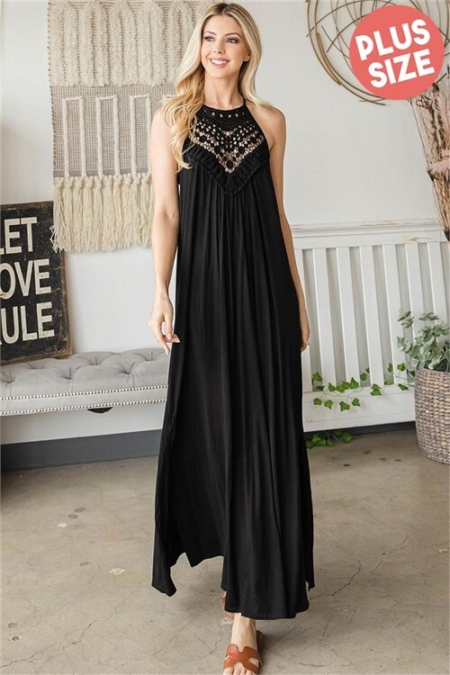 Womens Plus Size Black Maxi Dress 2XL Crocheted Lace Neckline Sleeveless