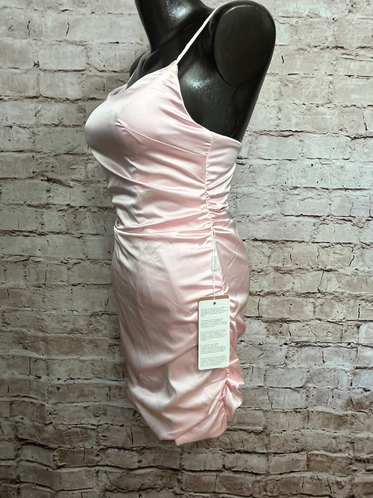 Stacees Satin Sweetheart Bubble Hem Formal Dance Dress Sleeveless 2 Pink NWT