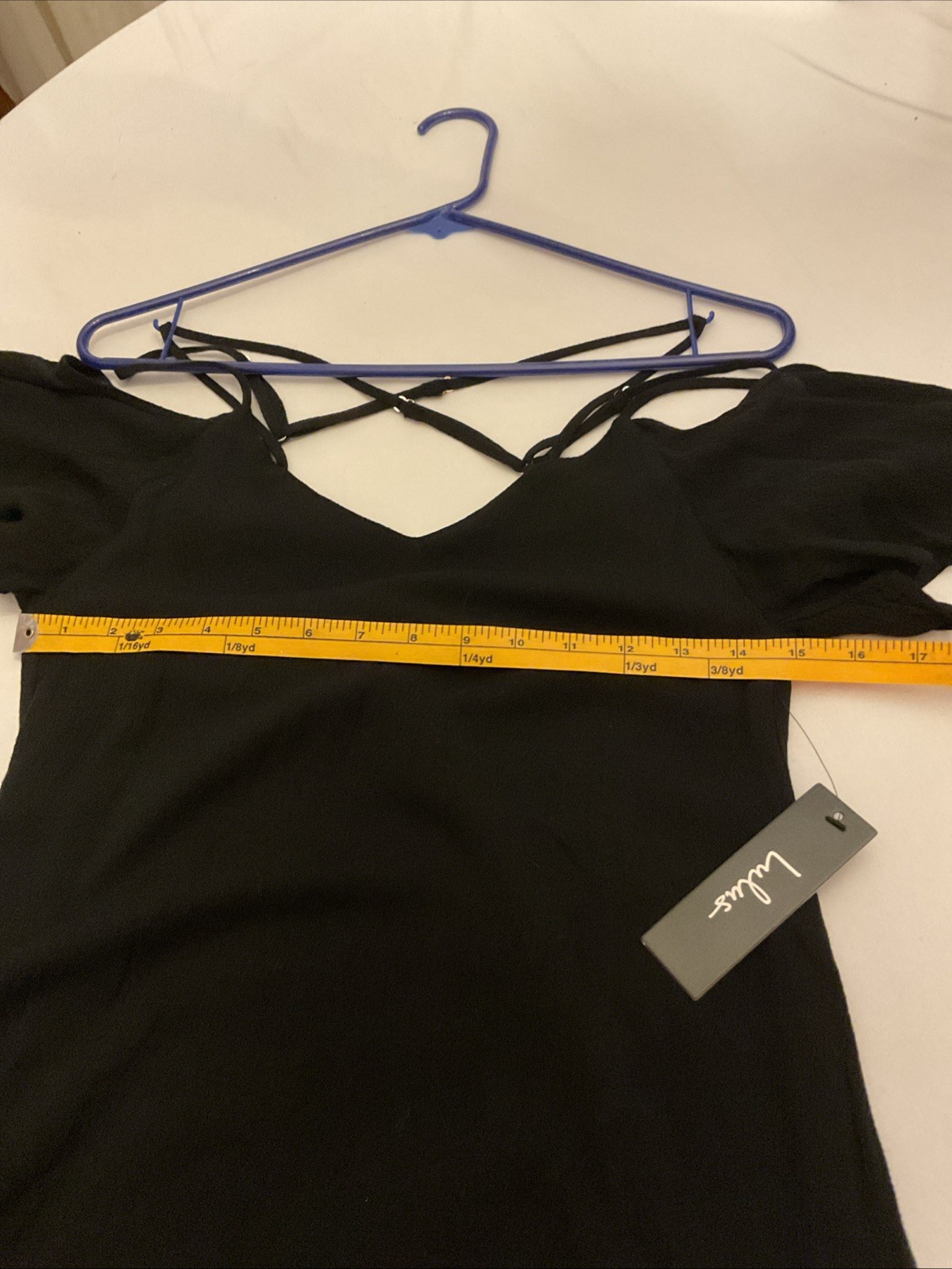 Lulus “Afterglow” Black Scrappy Cold-Shoulder Shift Dress XS