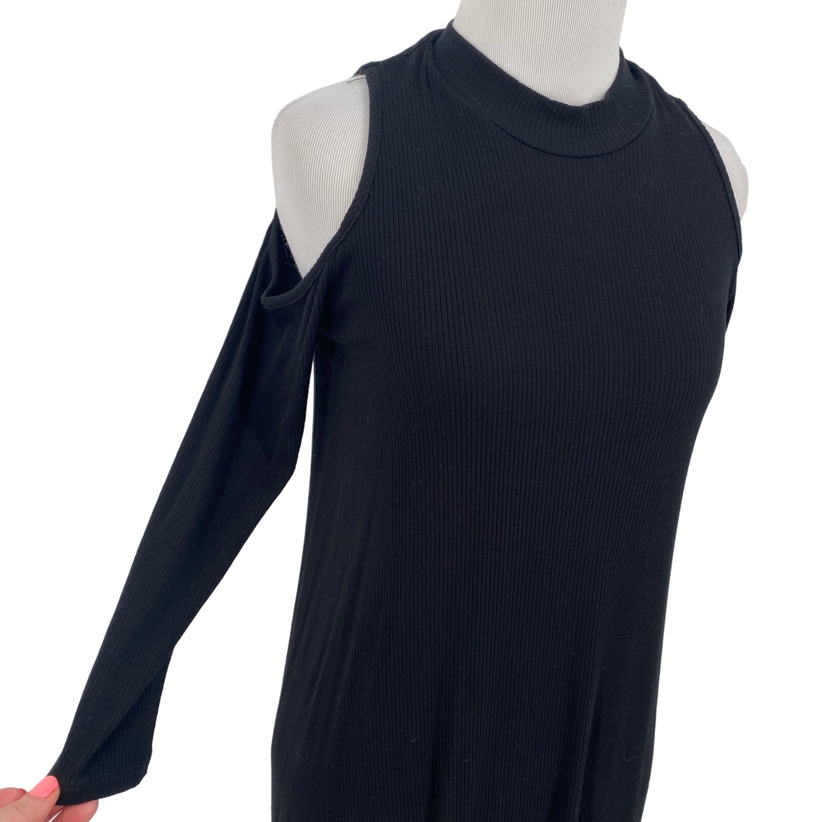 Aqua Ribbed Cold Shoulder Long Sleeve Black Dress NWT Size Medium