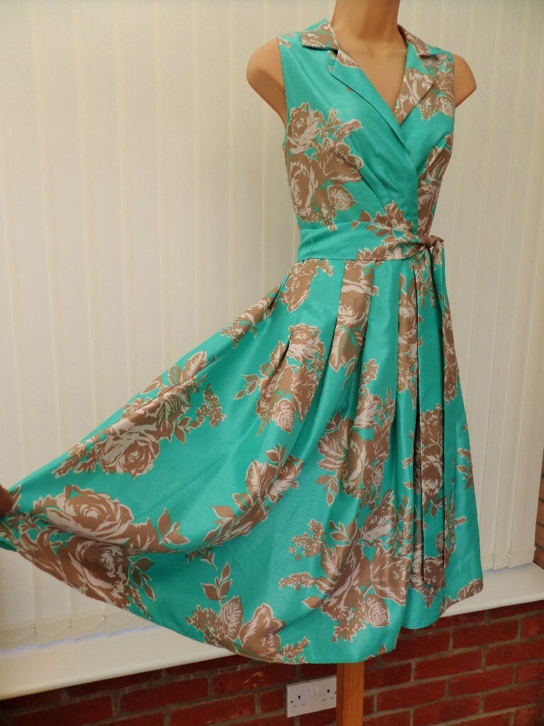 ELIZA J TURQUOISE GOLD IVORY FLORAL SATEEN 50’S PLEAT FLARE MIDI DRESS 8 NWOT