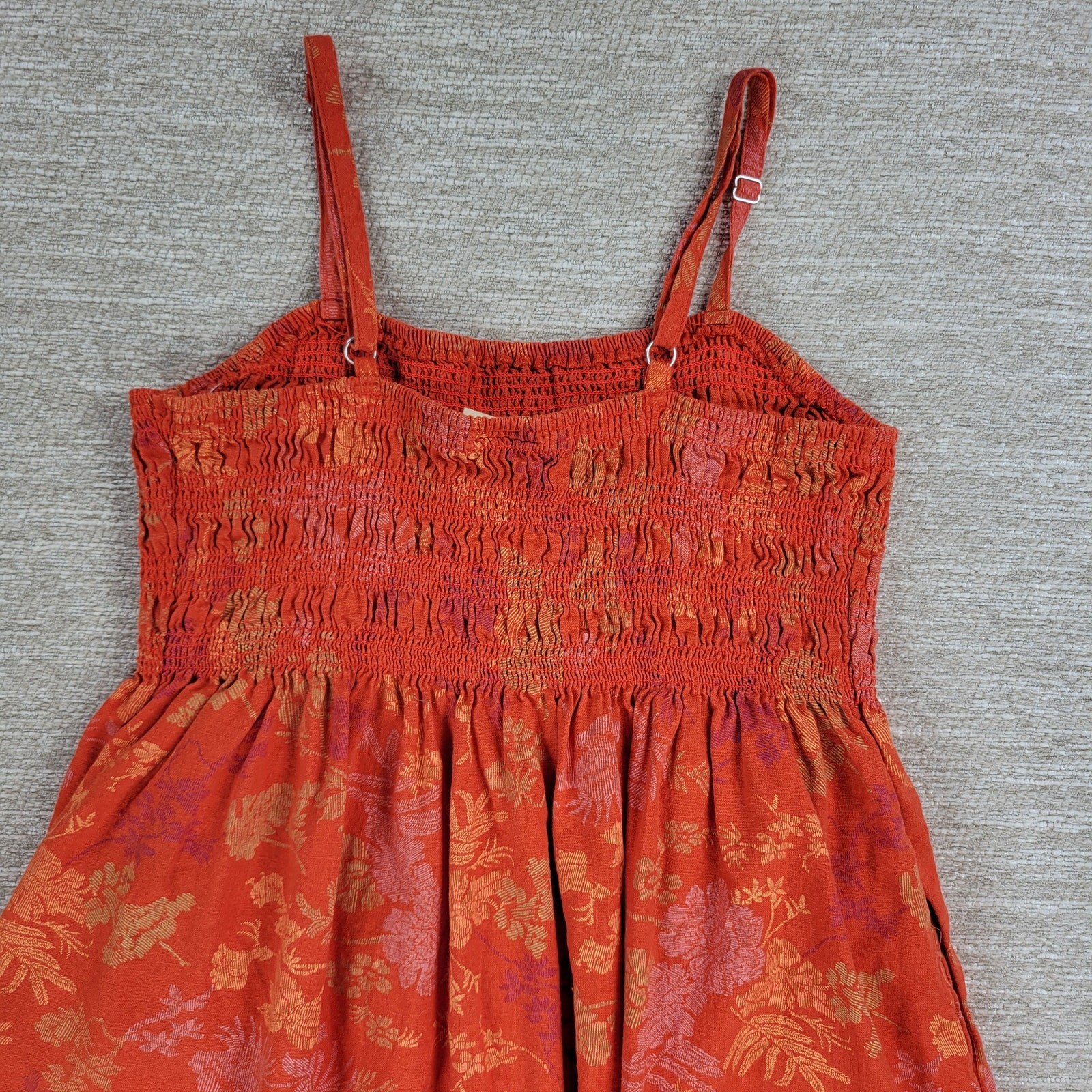 Universal Thread Dress Womens Medium Orange Smocked Top Adjustable Straps Summer
