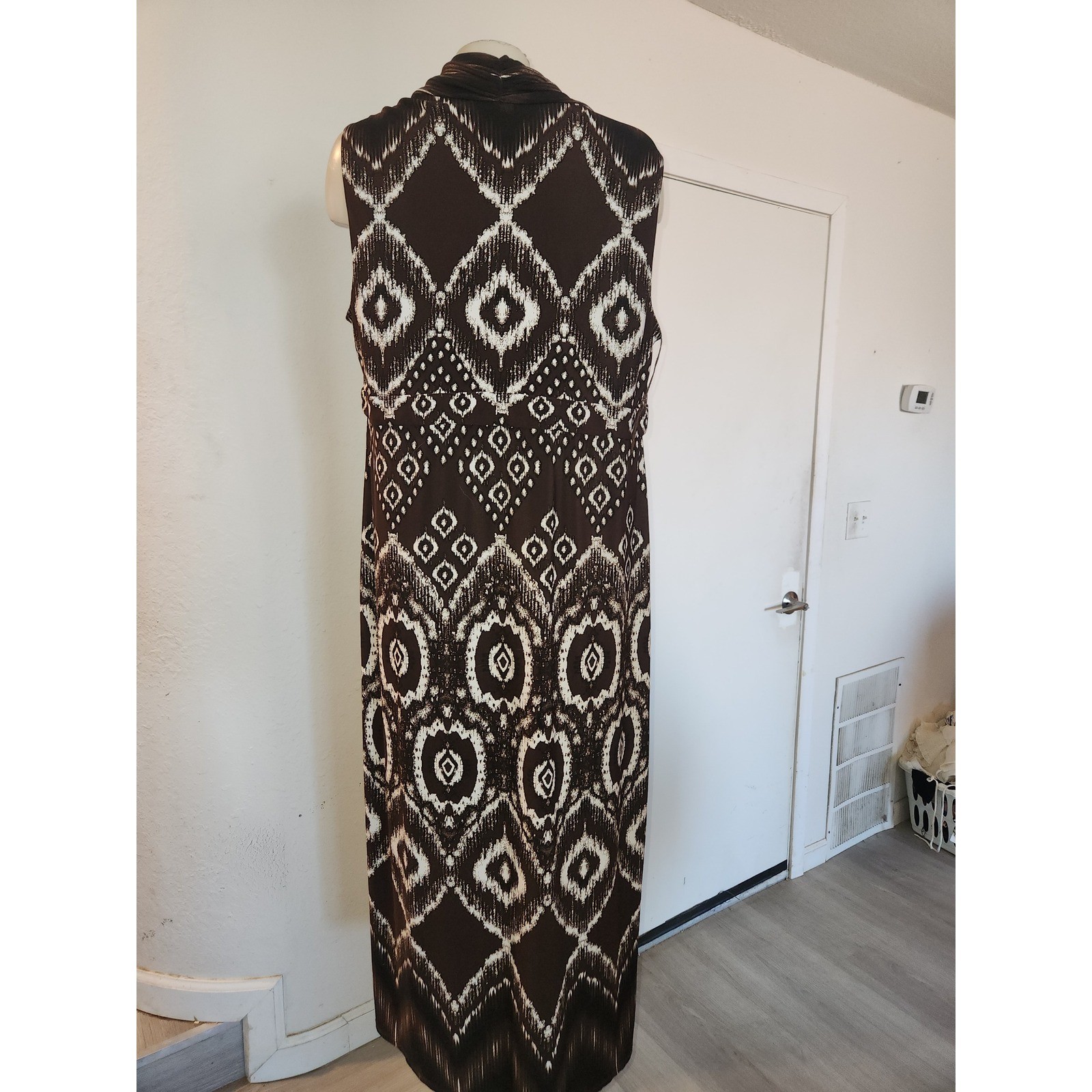 Chicos Brown Ikat Print V-Neck Sleeveless Maxi Dress XL Bohemian chic vacation