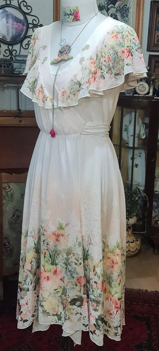 Michal Negrin Great Wrap White Dress Floral Pattern With Slip- Size “M”
