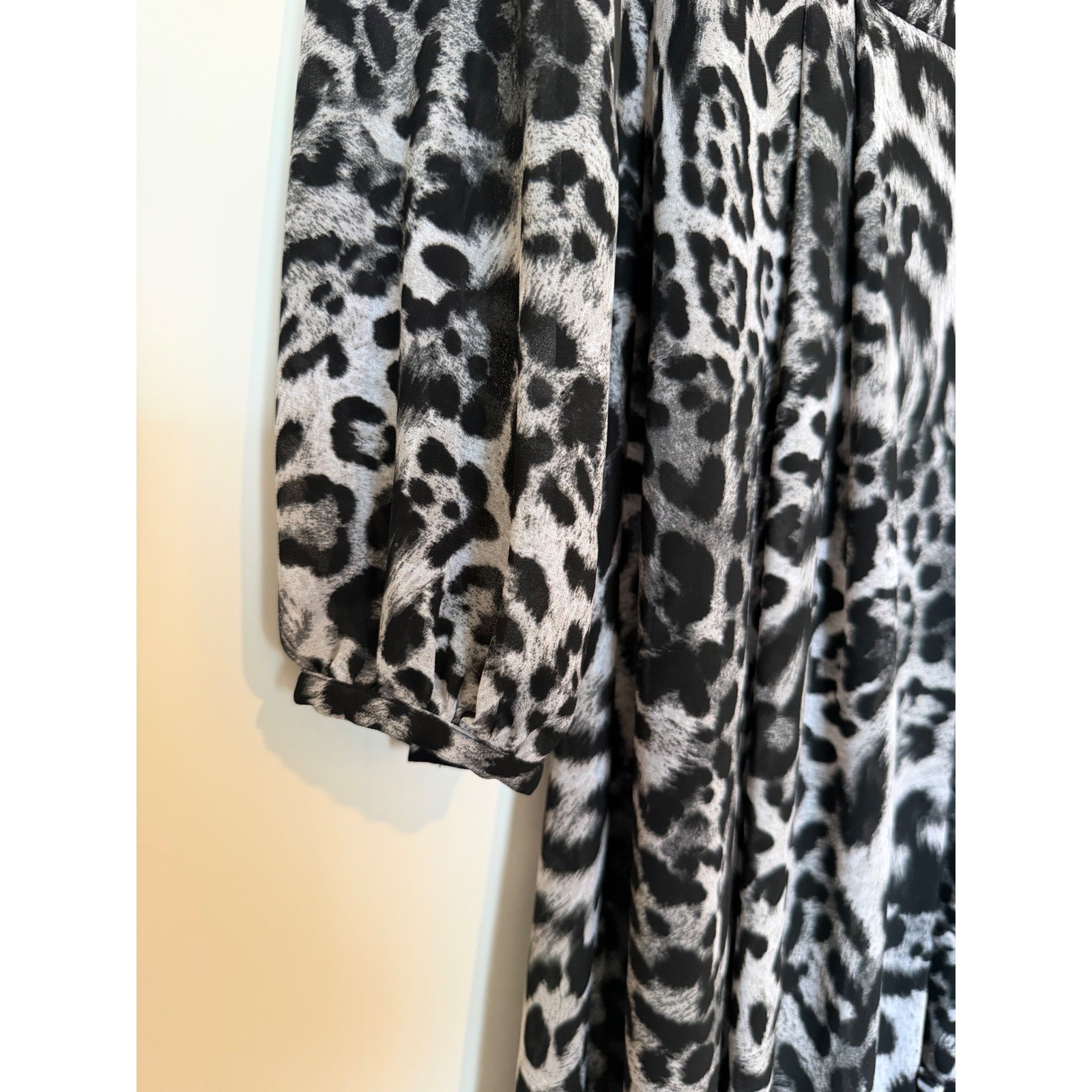 Michael Kors Leopard Print Maxi Dress Grey Black Chiffon Tie Neck Chic S