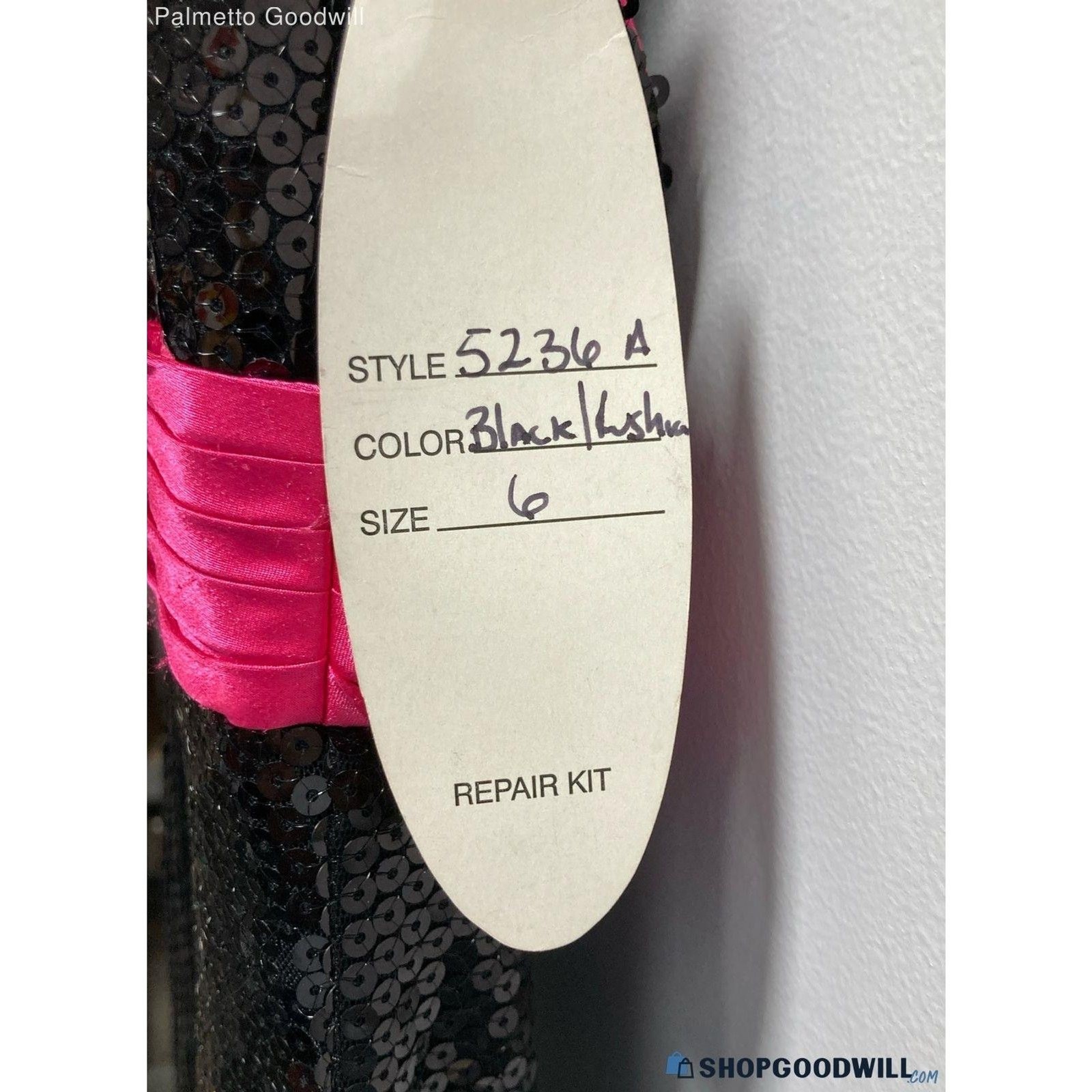 Cassandra Stone Black/Pink Sequined Dress – Size 6 – NWT