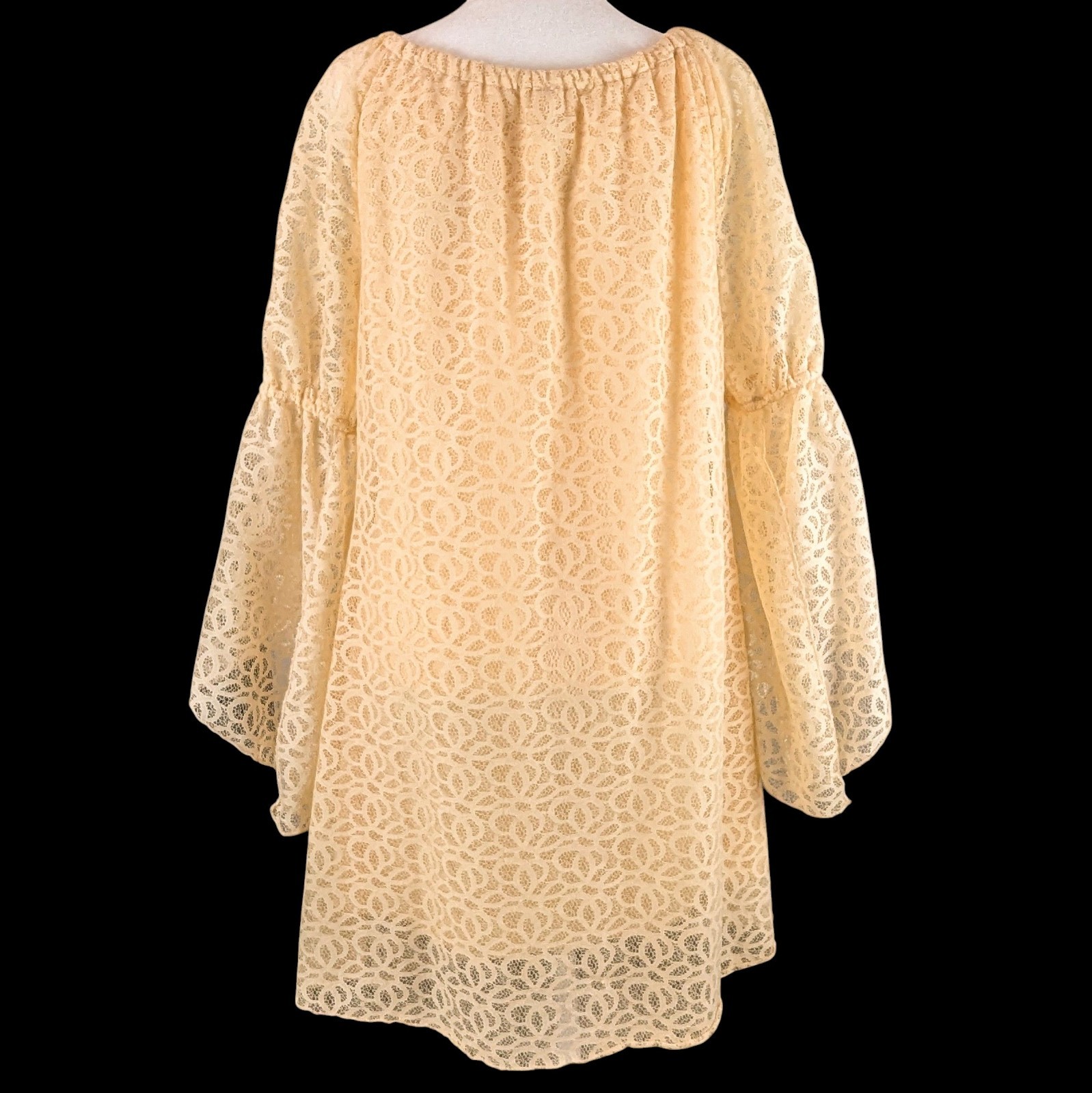 Live 4 Truth Lace Mini Dress Size Large Soft Peach A-line Bell Split Sleeve Boho