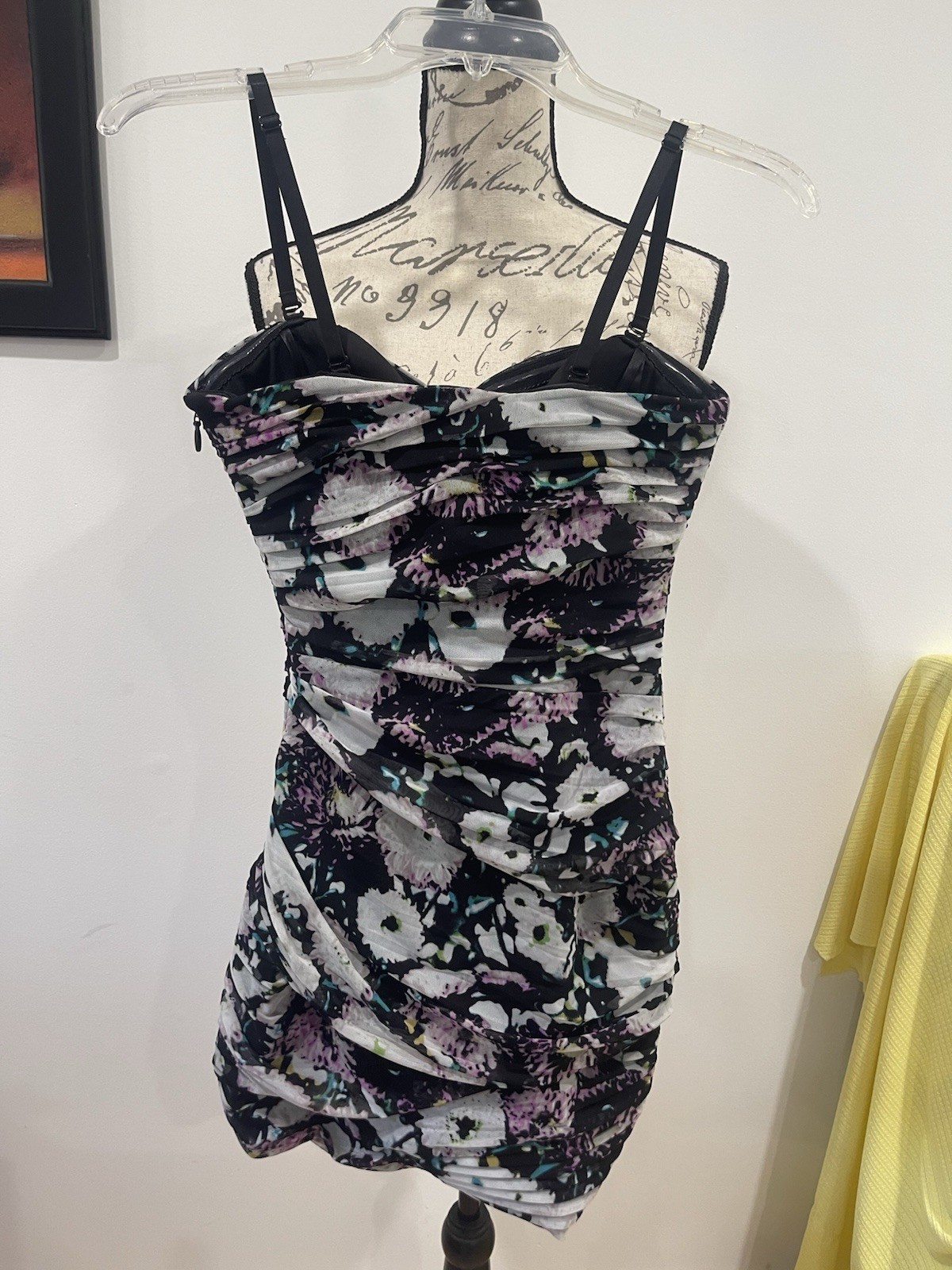BCBGMAXAZRIA Floral Ruched Mesh Bodycon Mini Dress Spaghetti Strap Sz 02