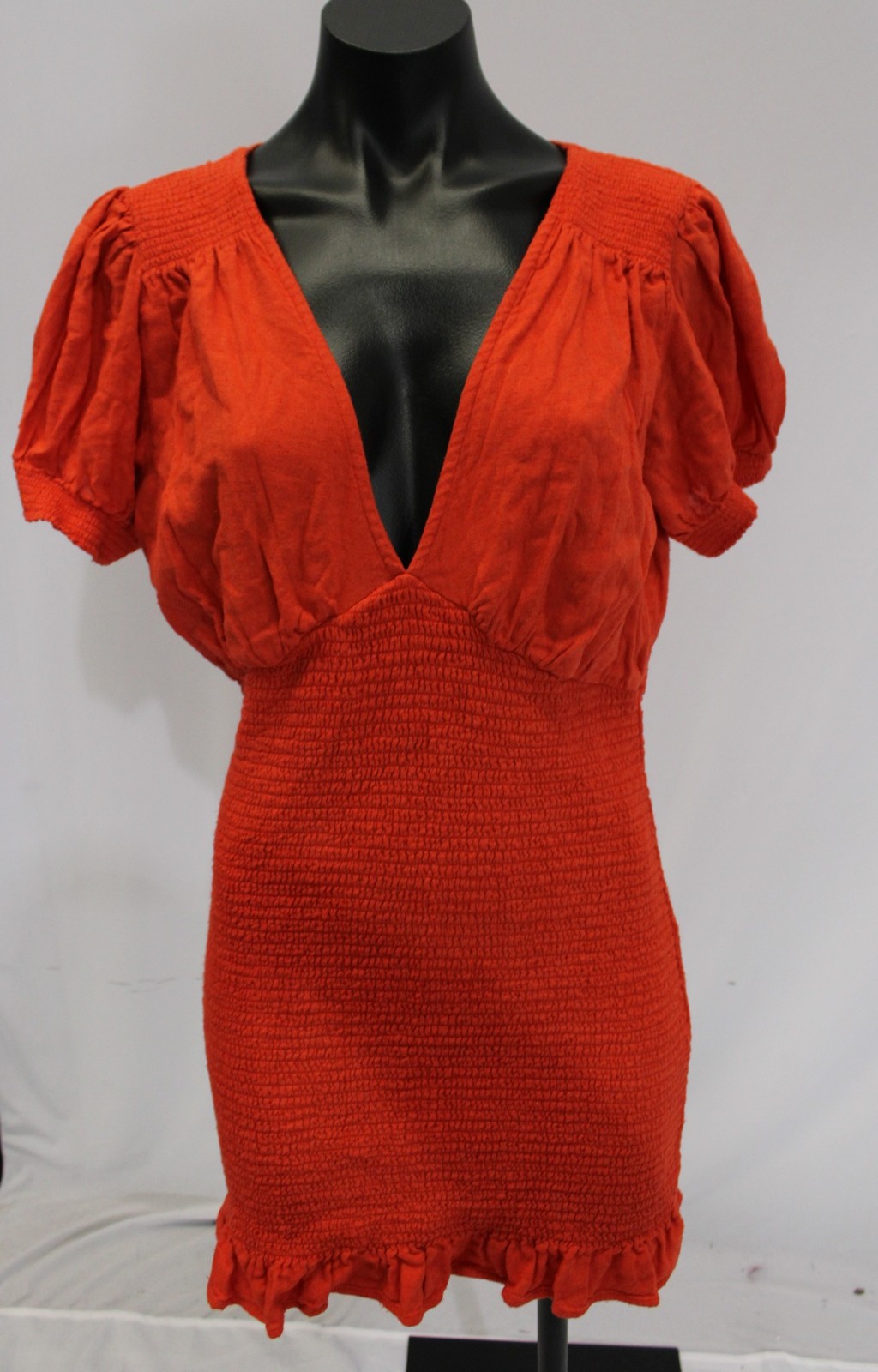 Free People Women’s V-Neck Puff Short Sleeve Smocked Mini Dress CA4 Orange Large