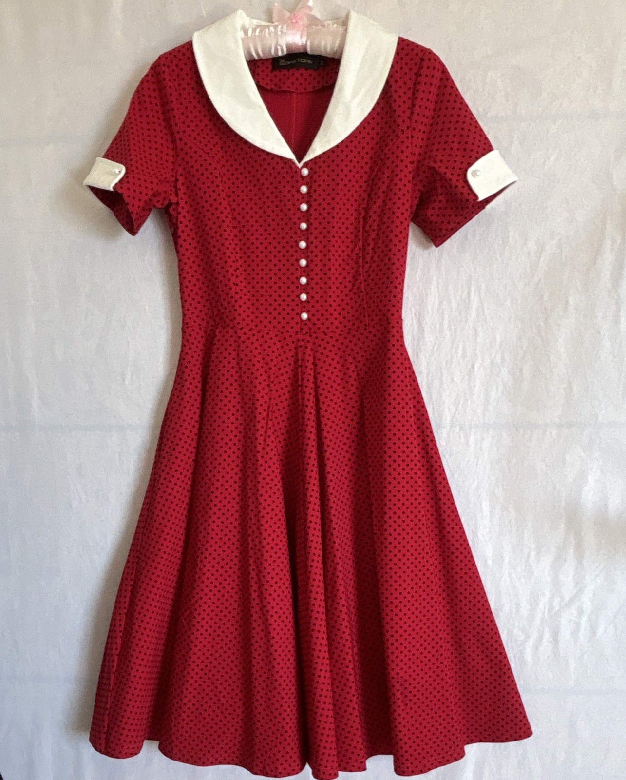 Gown Town Red Black Polka Dot A-Line Midi Dress V-Neck Button Front M