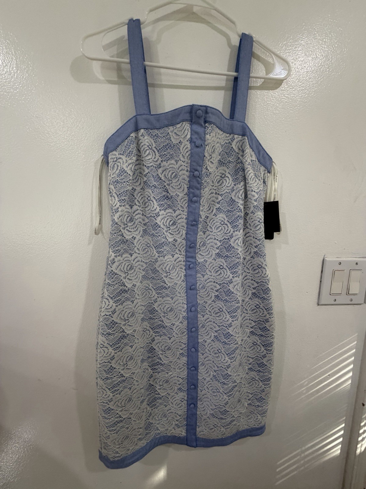 GUESS Blue & White Floral Lace Sheath Dress Square Neck Spaghetti Straps 8