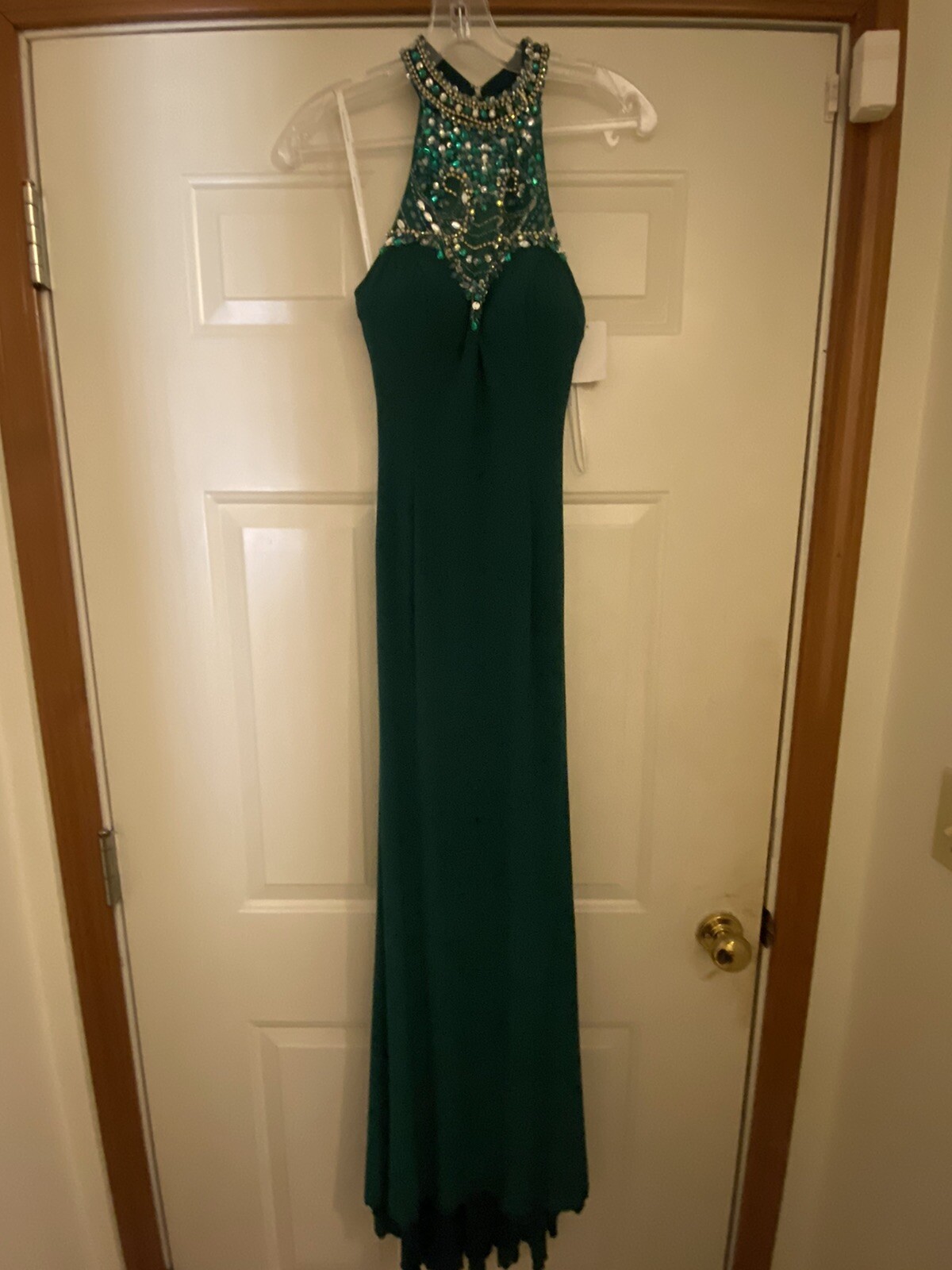 New With Out Tags! Alyce Paris Long Beaded Prom Dress! Size 00. Forest Green