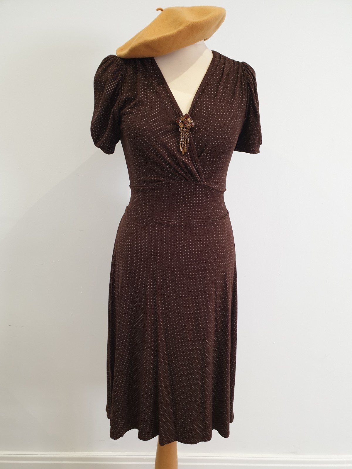 Vintage 1940s 1950s Style brown jersey polka dot party dress UK Size 10 to 12