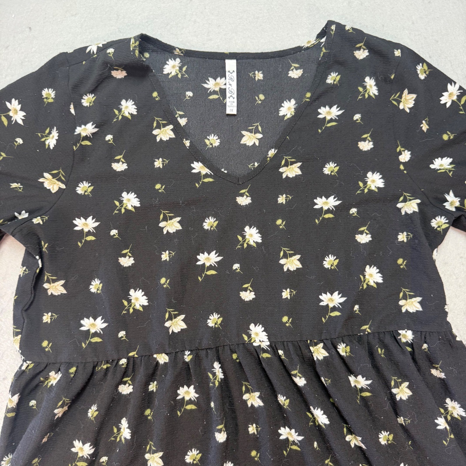 RnB Collection Plus Size Black Floral Tiered Mini Dress 3/4 Sleeve V-Neck 1X