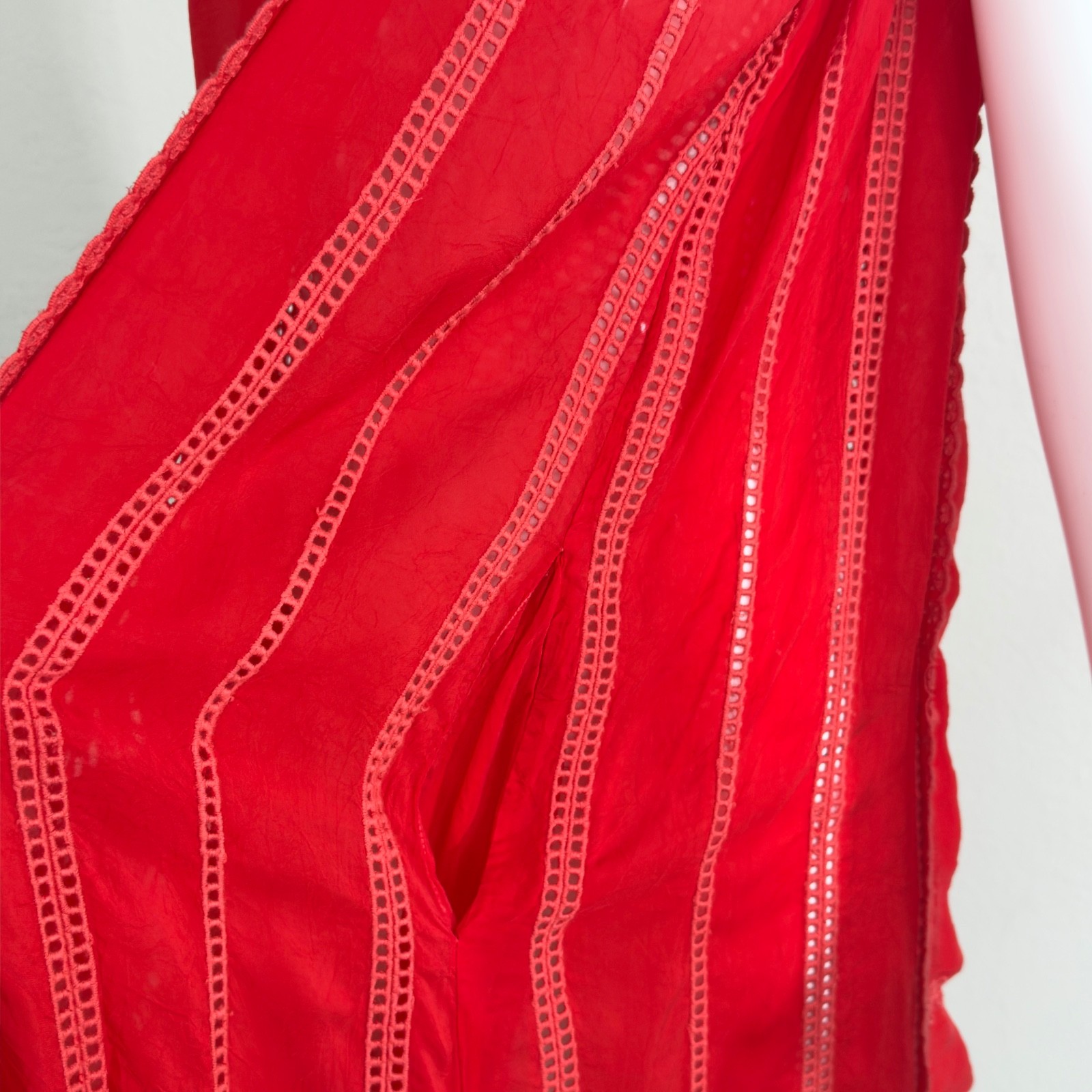 Johnny Was Rhodes Sleeveless Shift Dress Scarlet Red Embroidered Eyelet Accent M