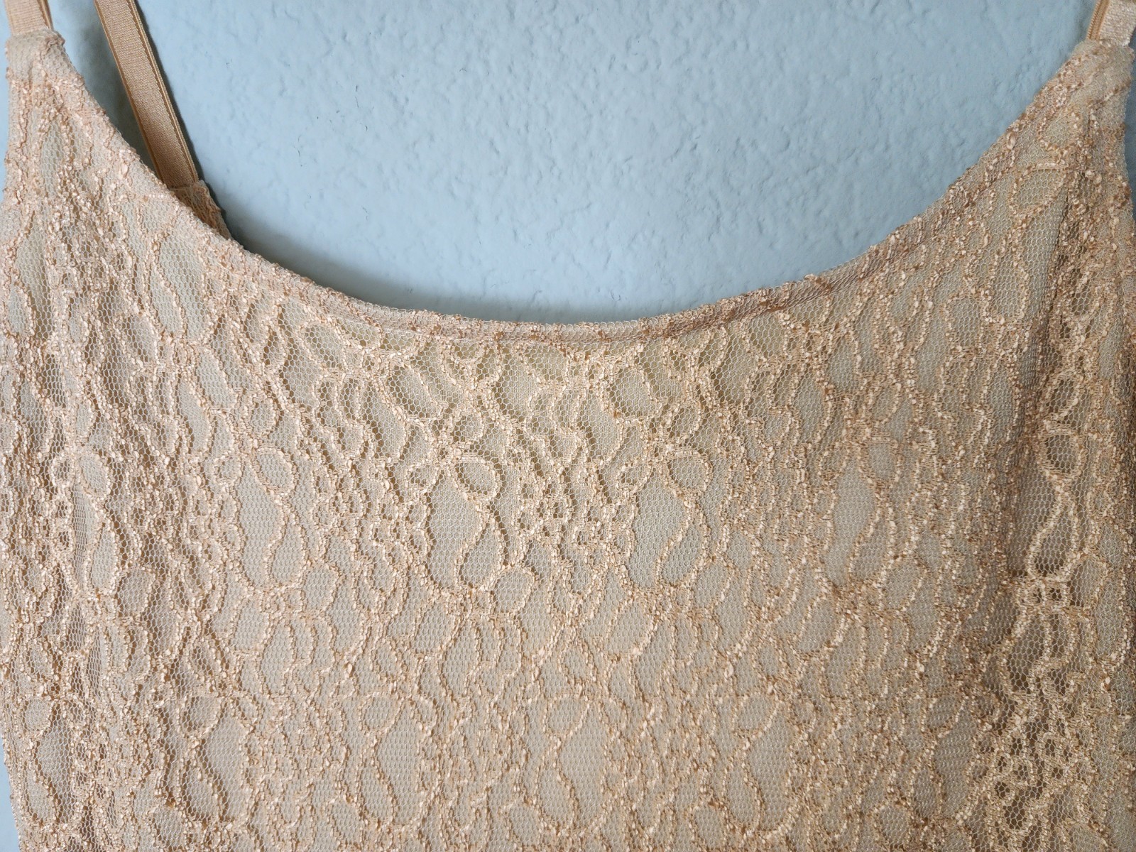 All That Jazz Pale Yellow Gold Tan Lace Maxi Dress Stretch Formal Adj Straps MED