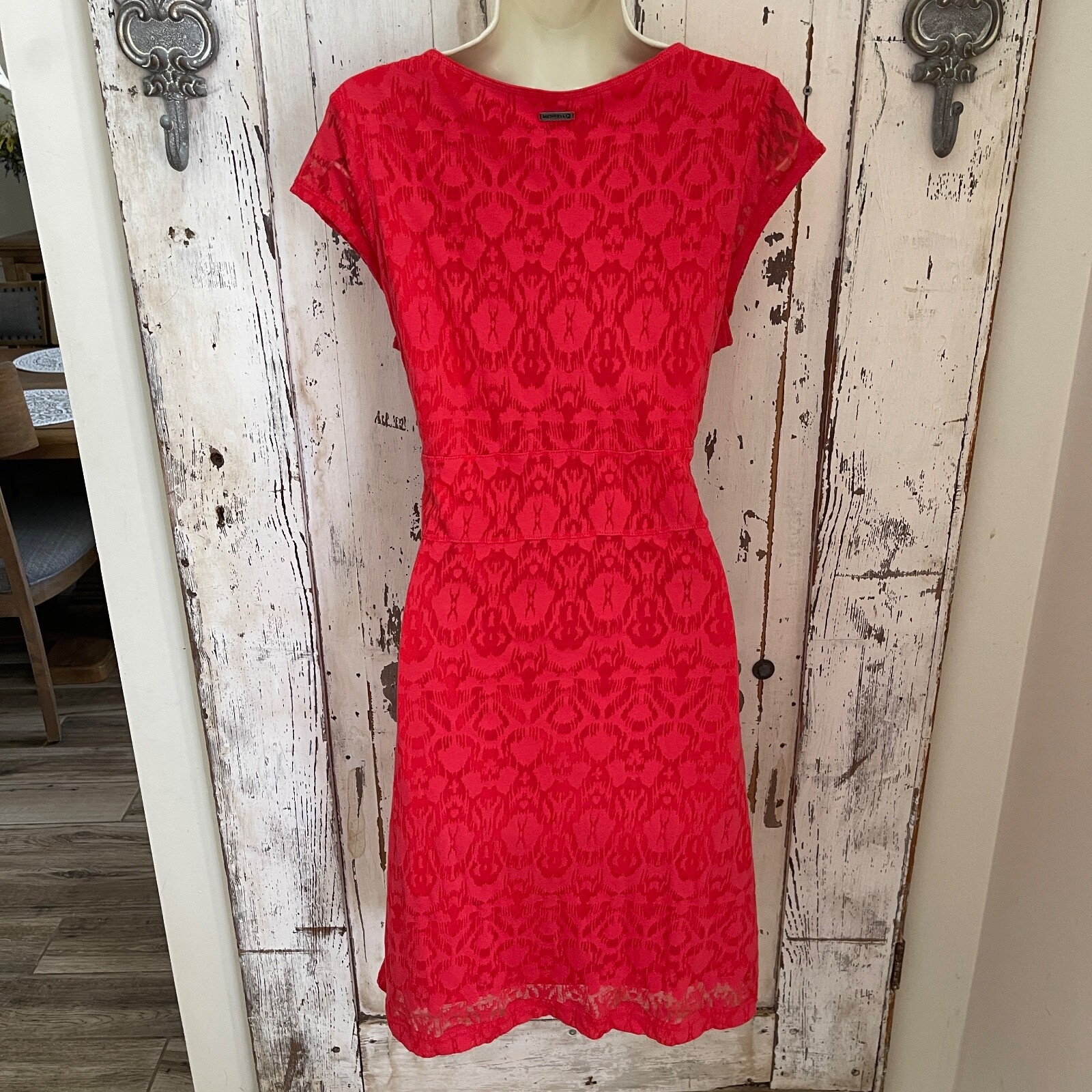 Merrell Opti Wick Size Medium Woman’s Coral Pink Casual Everyday Dress
