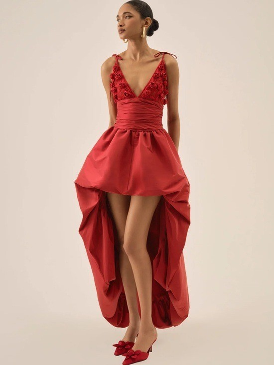 $689 For Love And Lemons “Esmeralda” High-Low Appliqué Gown in Red Sz Small