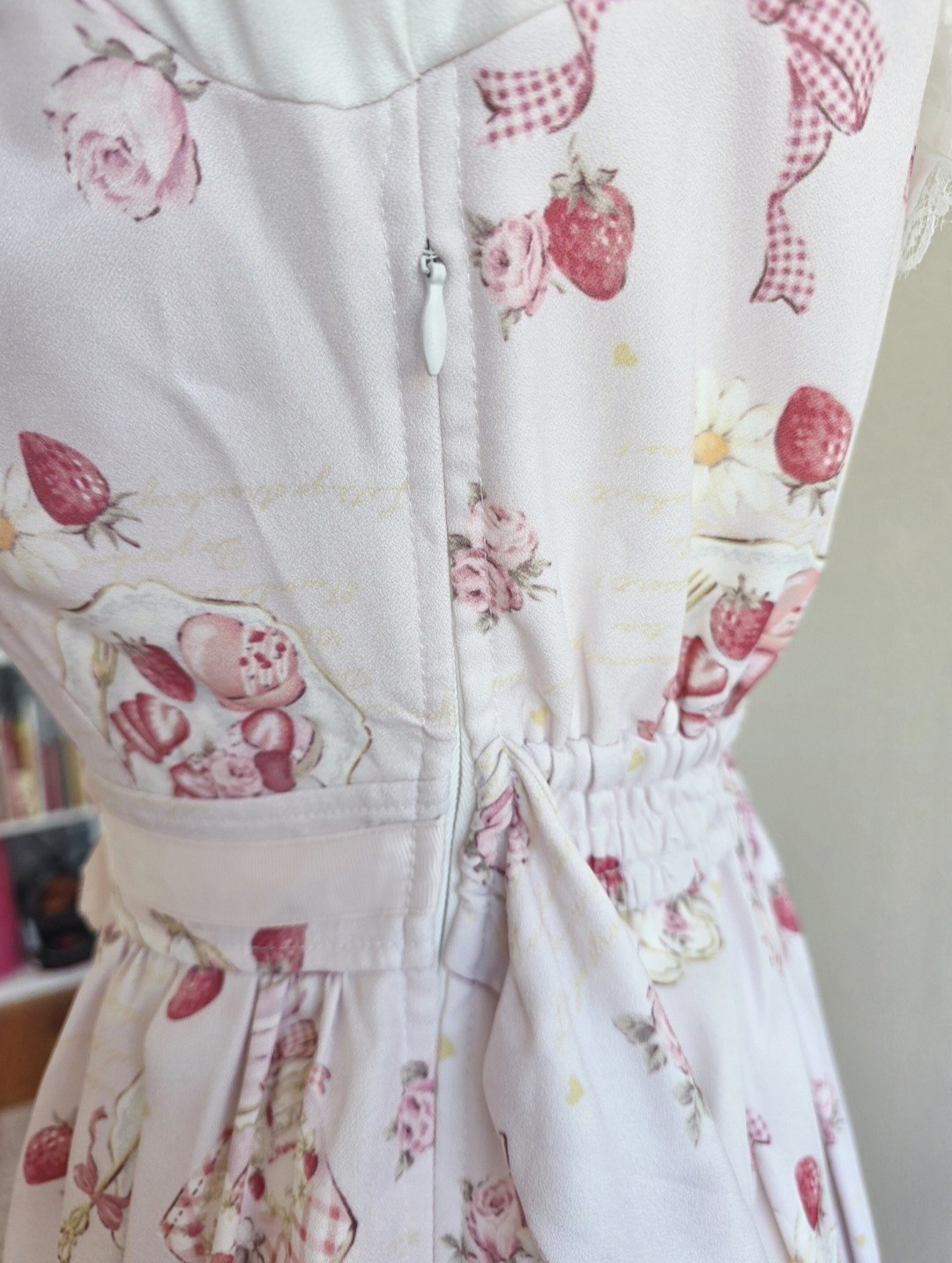 LIZ LISA Strawberry Tea Party Pink/White Patterned Women’s One-Piece Dress Japan