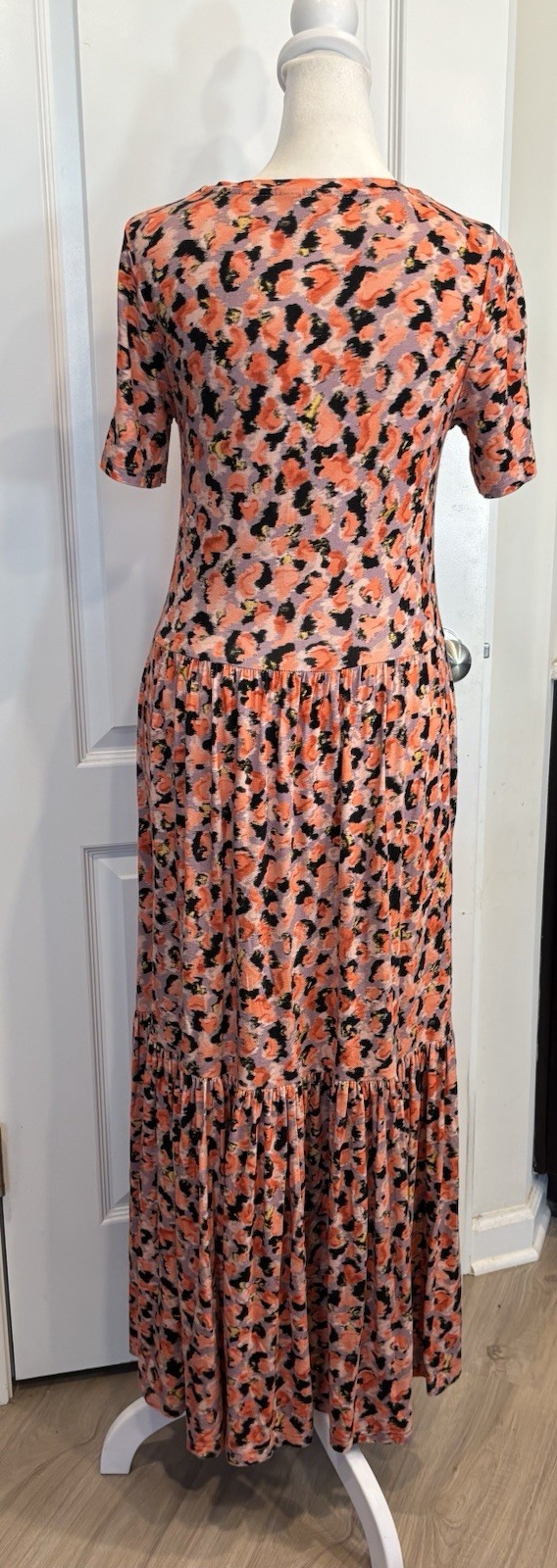 SAINT + SOFIA Greenwich Maxi Dress US 4 Confetti Petal Print Tiered Boho Capsule