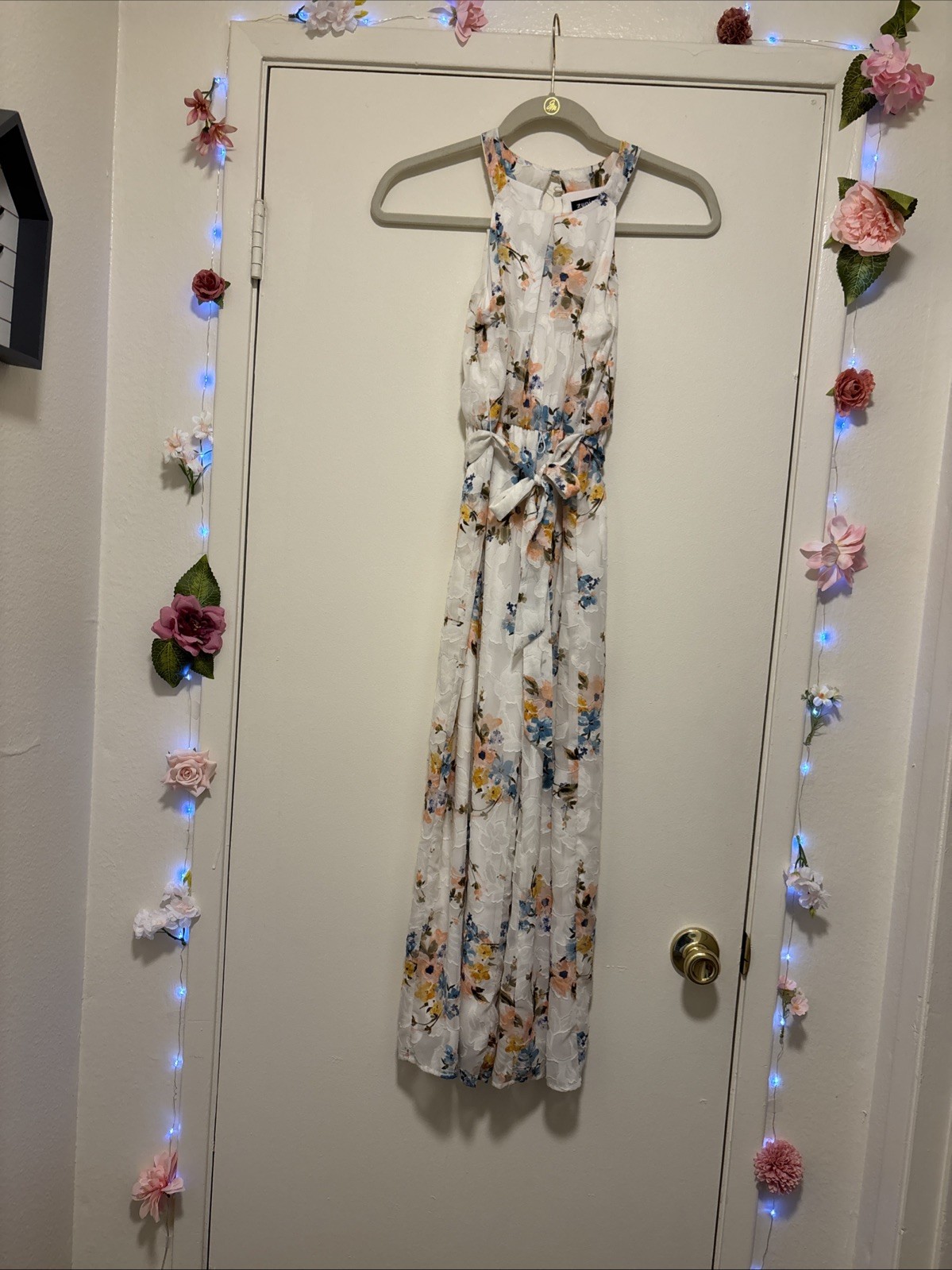 Women’s White Floral Halter Maxi Dress with Tie Waist