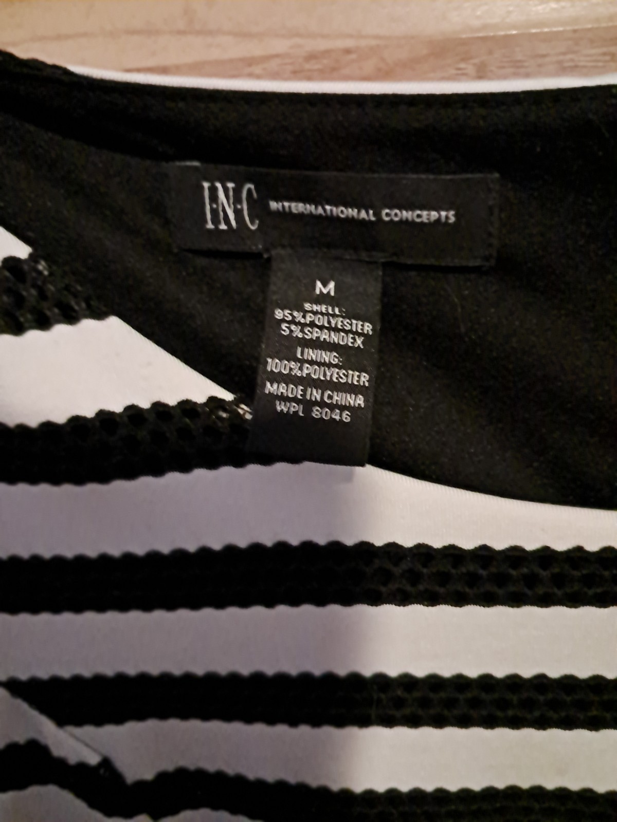 INC International Concepts Black & White Striped Fit & Flare Scoop Neck M