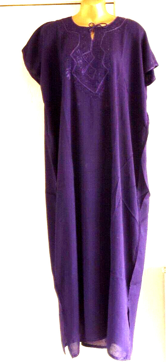 LADIES TRADITIONAL DJELLABA / ROBE/ KAFTAN ~PURPLE~ 52″ WIDE x 50″ LONG
