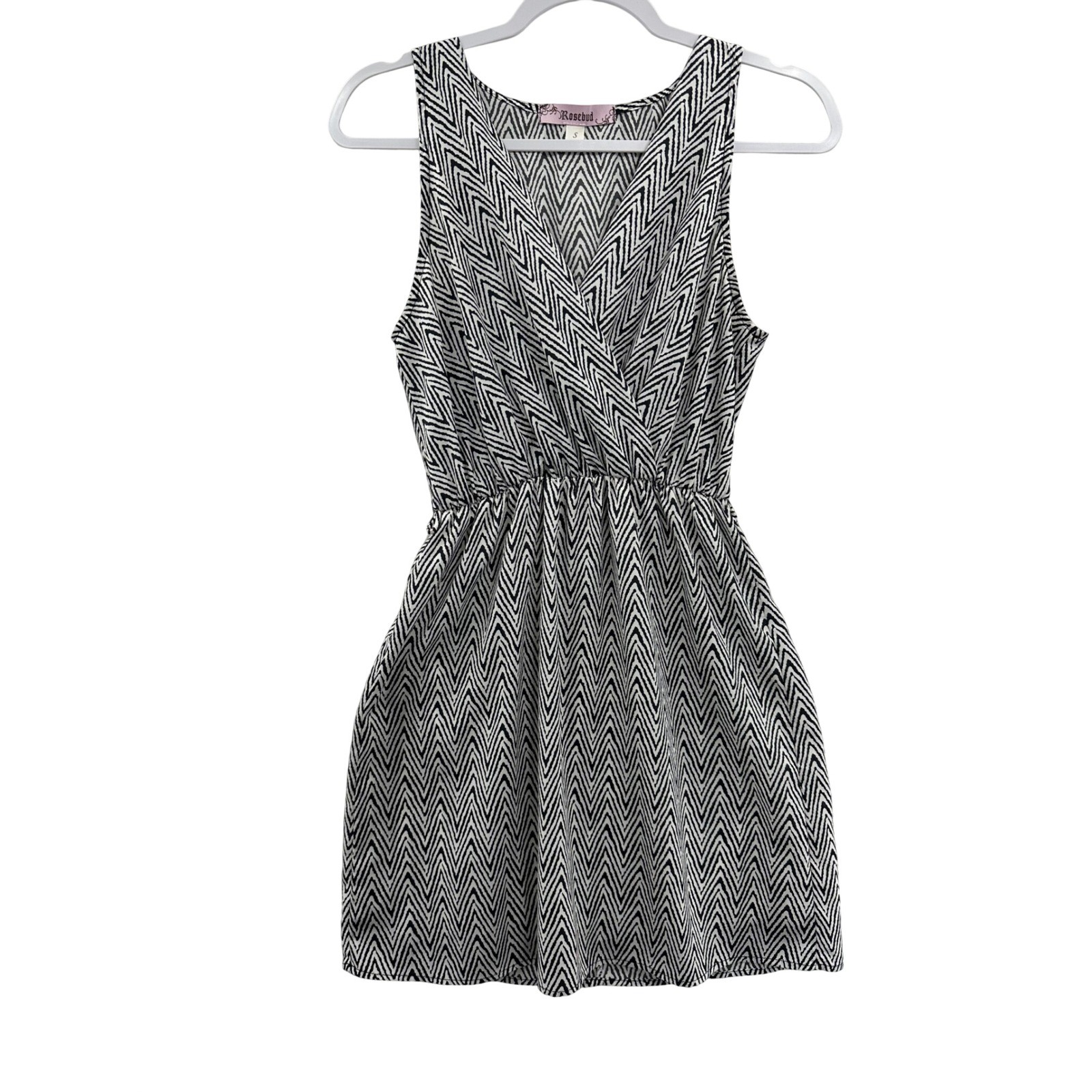 Rosebud Chevron Print Sleeveless V Neck Elastic Waist Mini Dress Women Size S