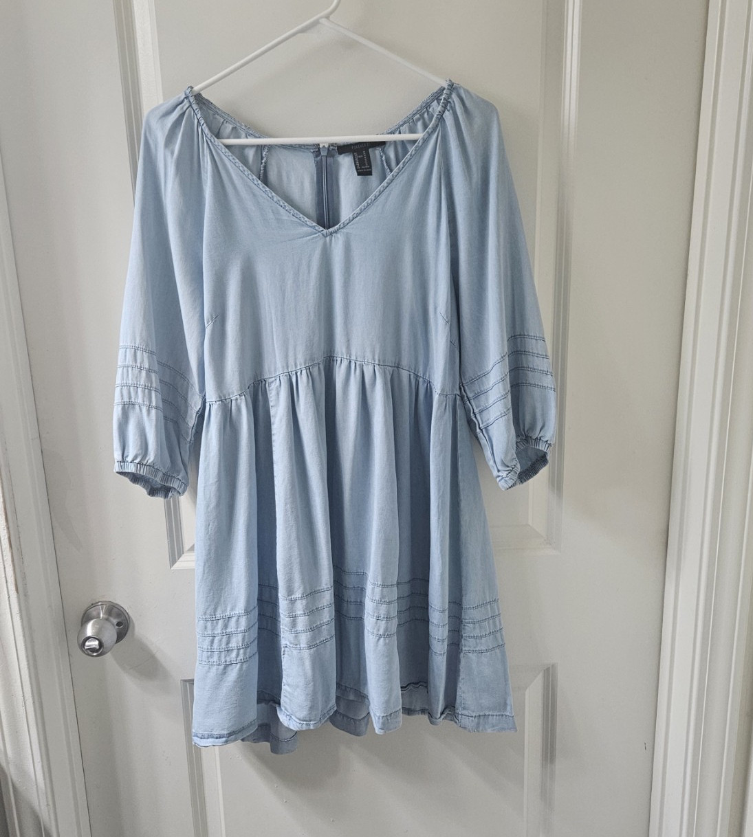 FOREVER 21 Denim Mini Dress Blue Solid V-Neck 3/4 Puff Sleeve Smocked Zip M