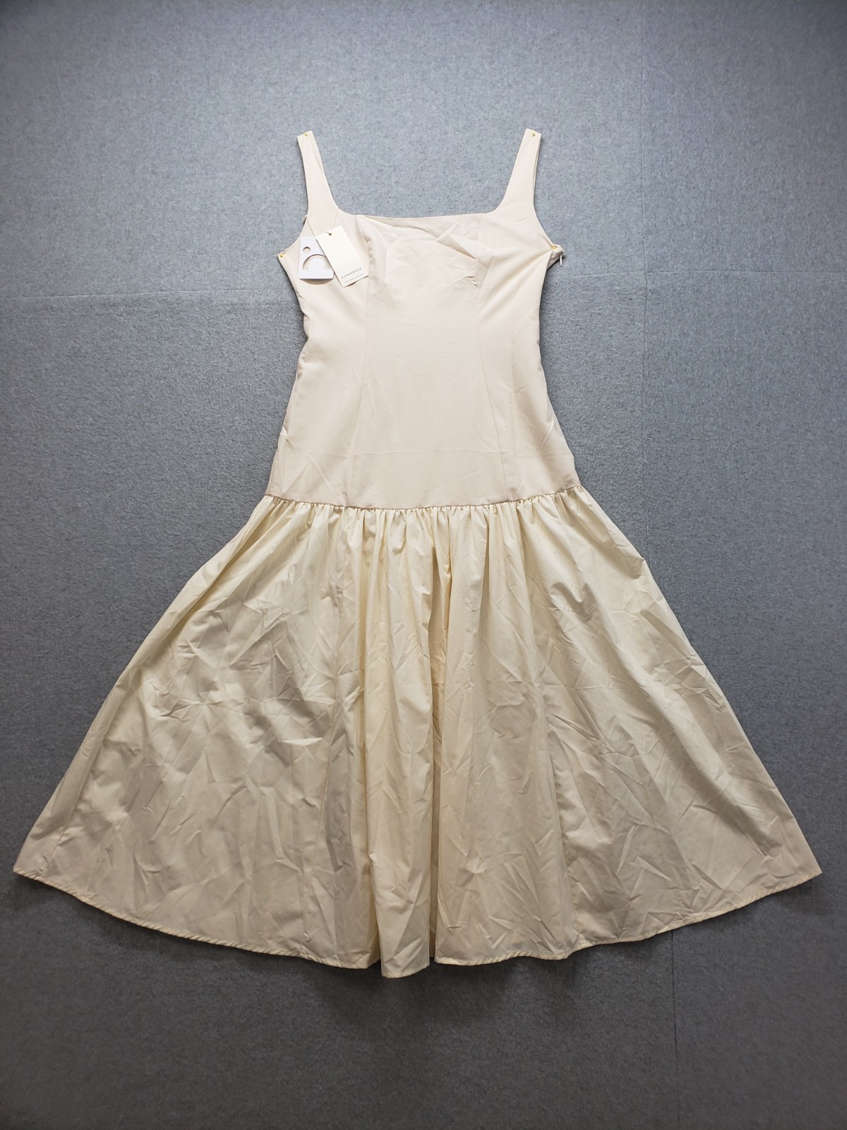 Commense Women Dress M Cream Poplin Drop Waist Peplum Hem Sleeveless Elegant Fit