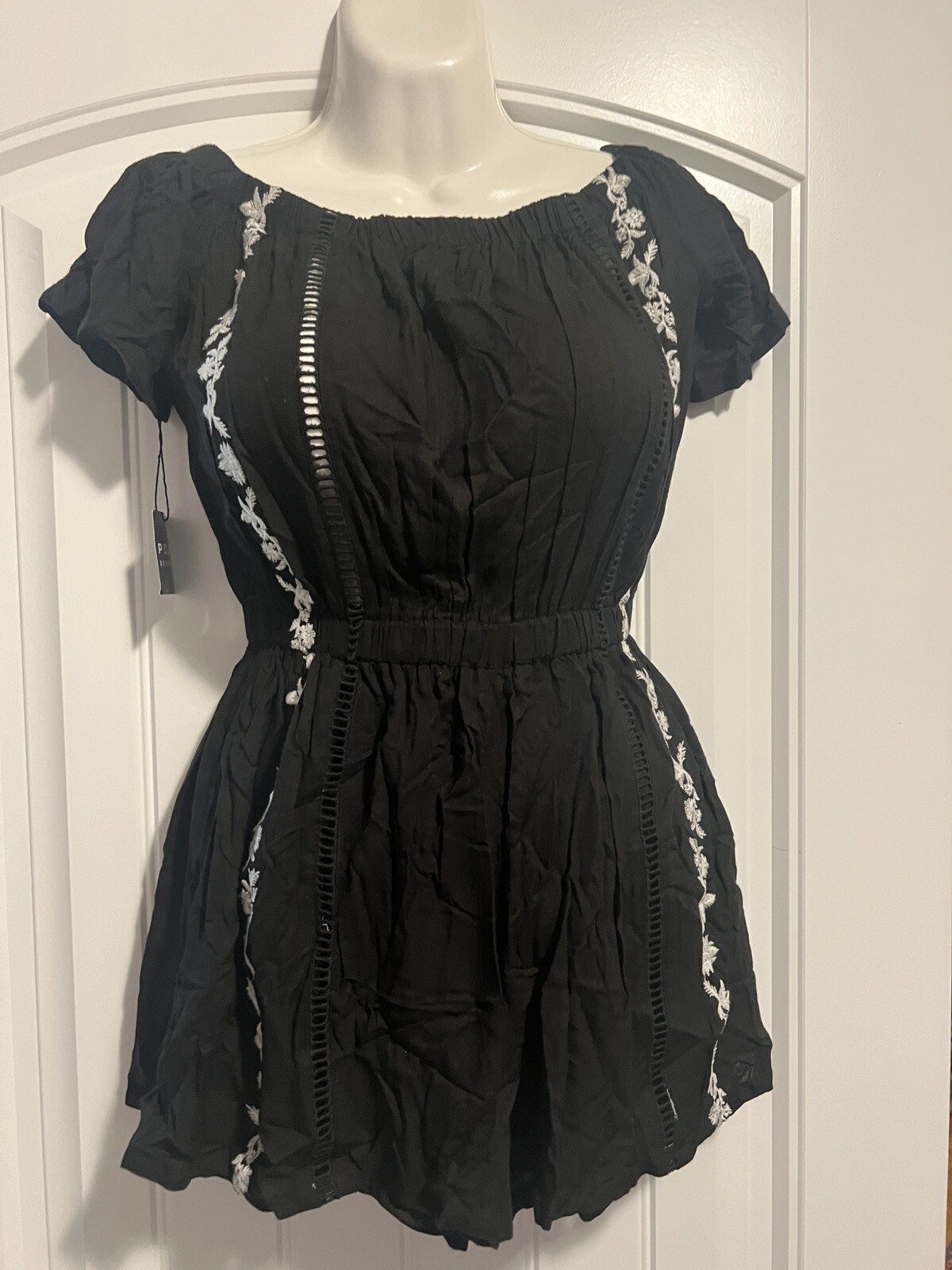 Romper Poof New York Dress Size Small